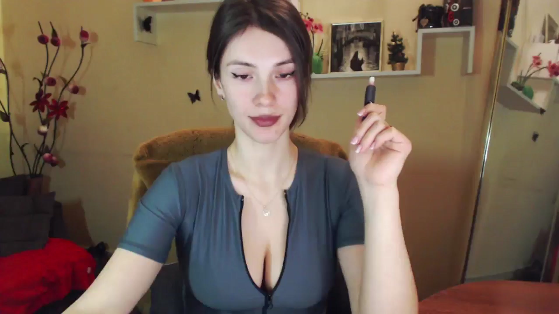 Gallery image thumbnail from MiaRoony's myfreecams stream on, 01/09/2026, 15:07 image 12 of 20