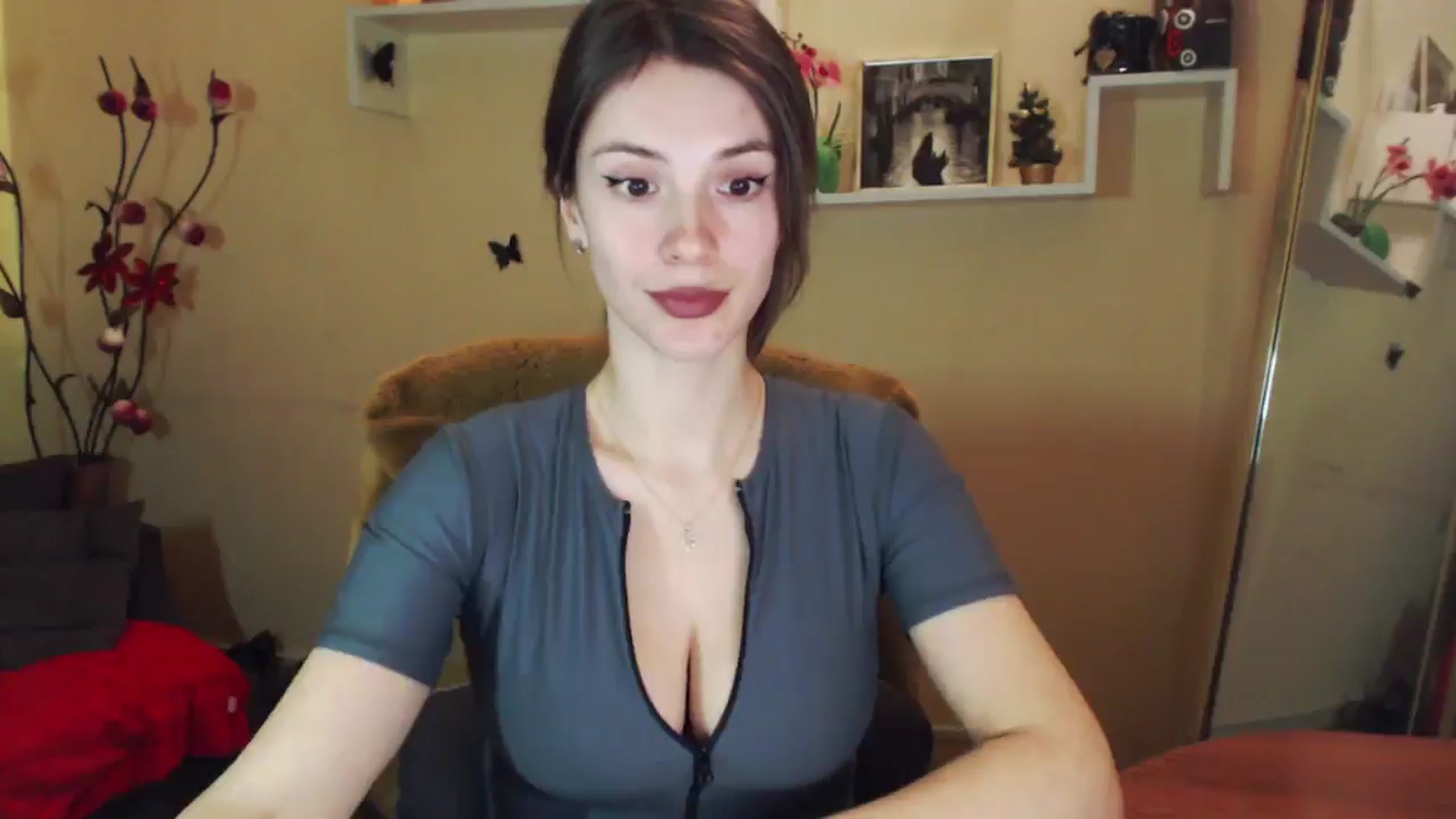 Gallery image thumbnail from MiaRoony's myfreecams stream on, 01/09/2026, 15:07 image 16 of 20