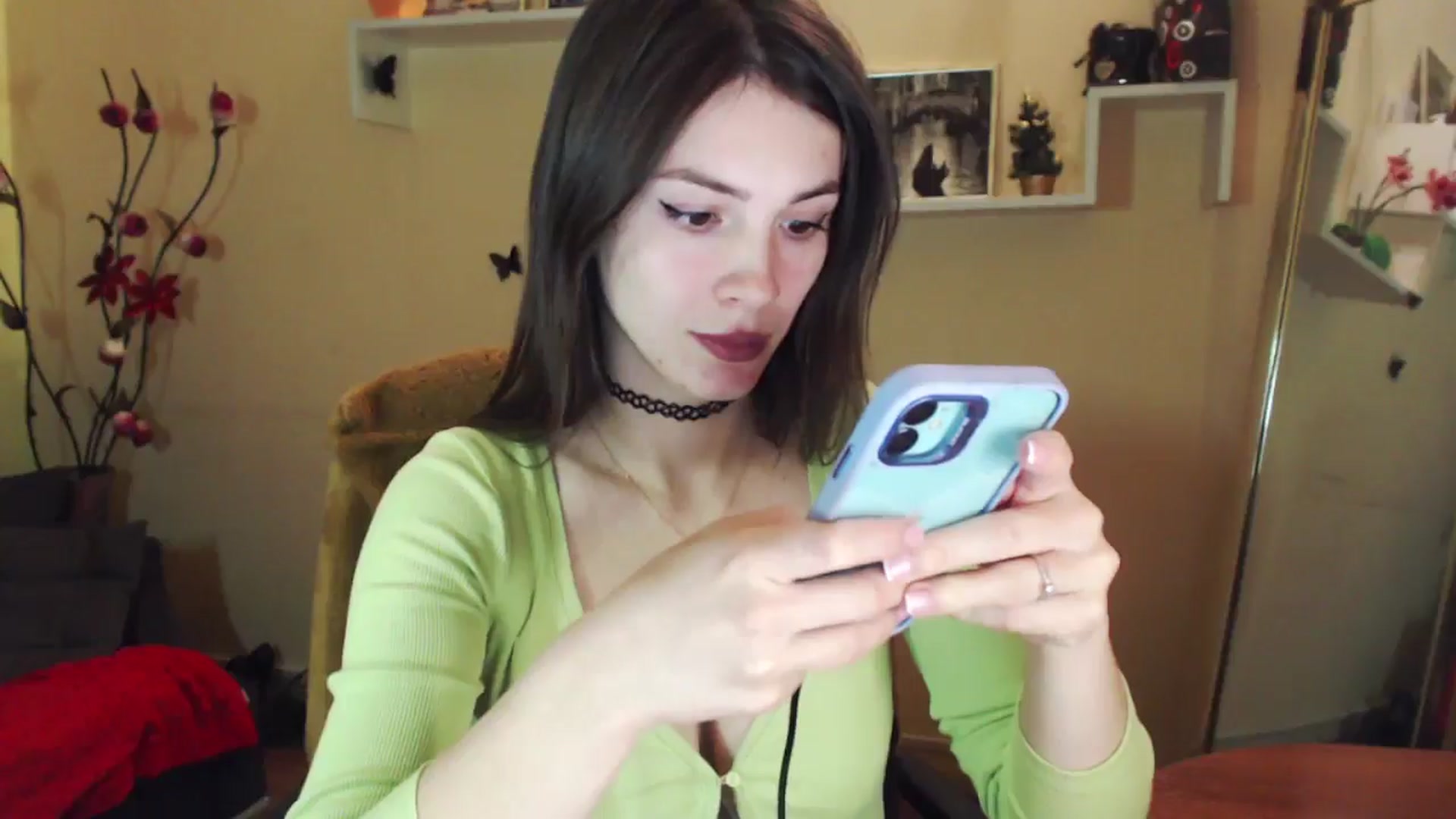 Gallery image thumbnail from MiaRoony's myfreecams stream on, 01/10/2026, 12:33 image 13 of 20