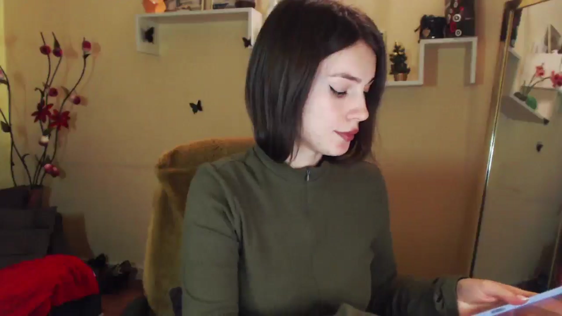 Gallery image thumbnail from MiaRoony's myfreecams stream on, 01/10/2026, 13:41 image 6 of 20