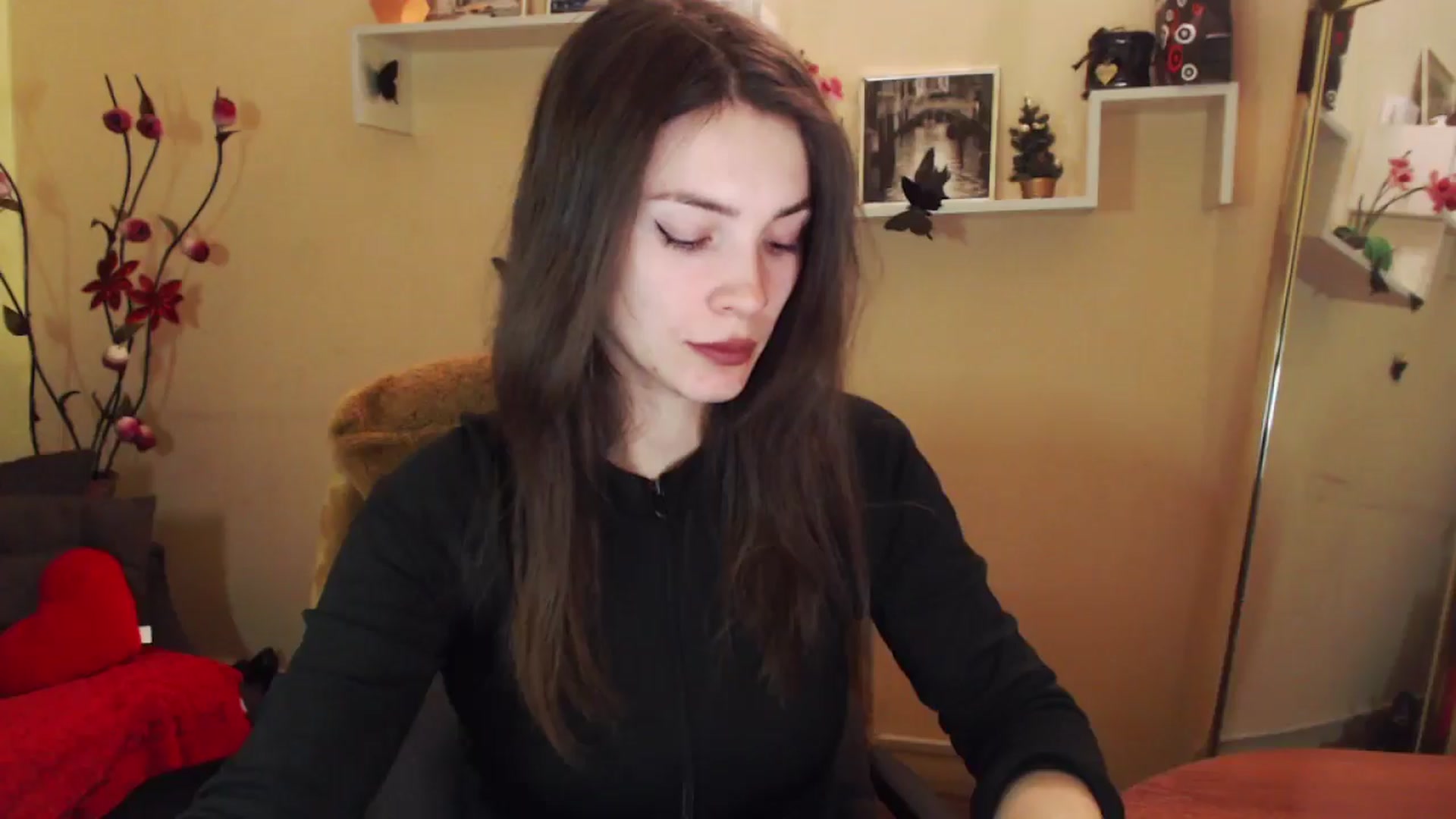Gallery image thumbnail from MiaRoony's myfreecams stream on, 01/11/2026, 11:50 image 9 of 20
