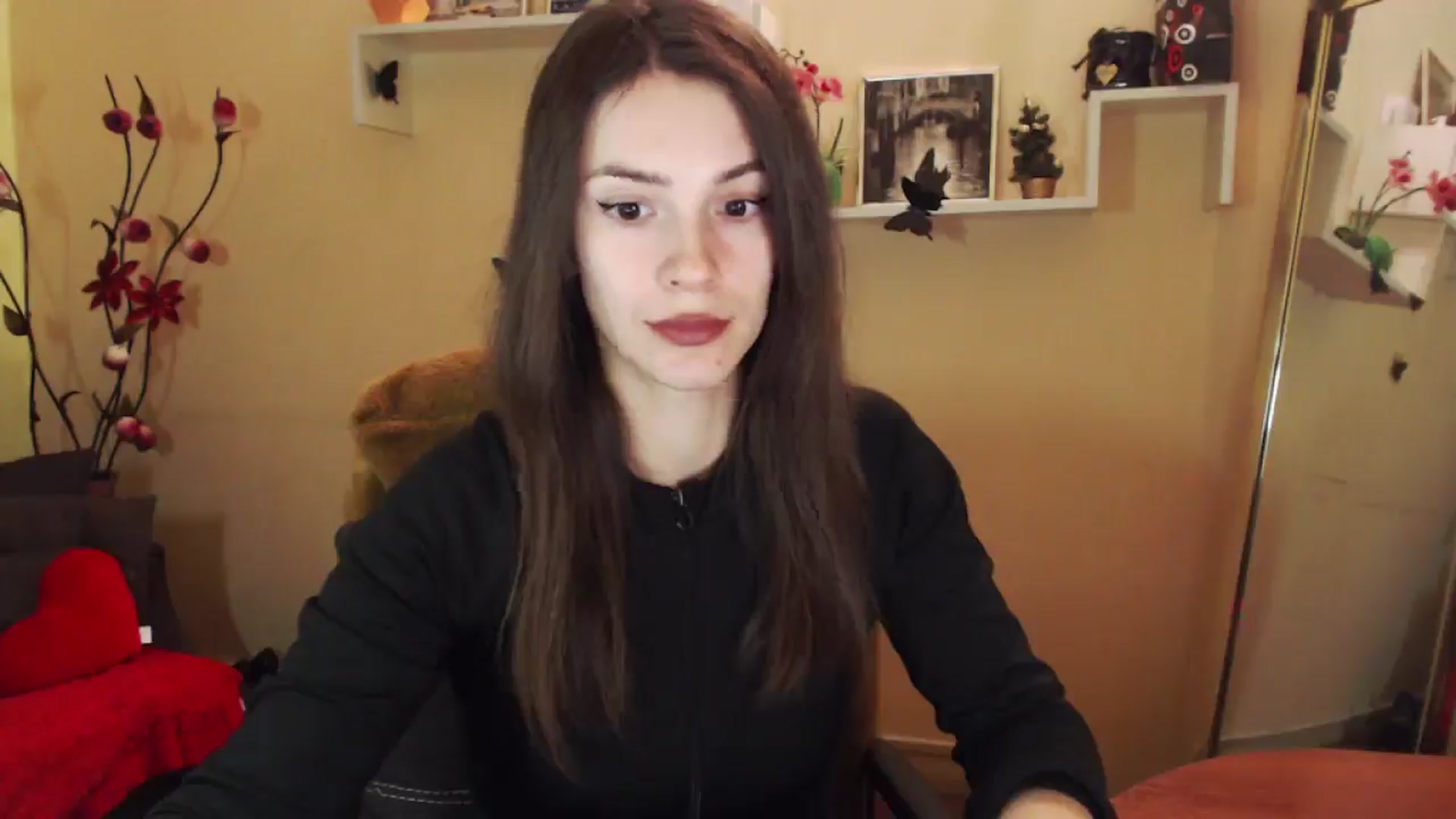 Gallery image thumbnail from MiaRoony's myfreecams stream on, 01/11/2026, 11:50 image 5 of 20