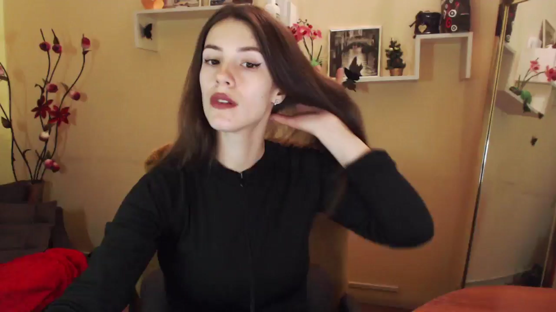 Gallery image thumbnail from MiaRoony's myfreecams stream on, 01/11/2026, 11:50 image 1 of 20