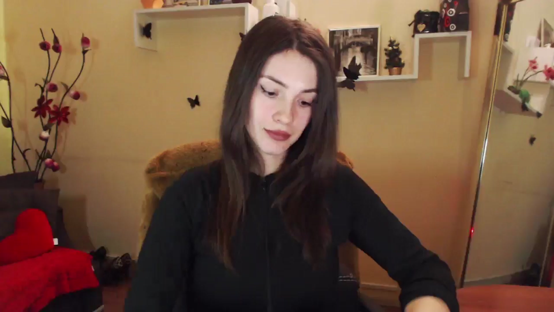 Gallery image thumbnail from MiaRoony's myfreecams stream on, 01/11/2026, 12:40 image 11 of 20