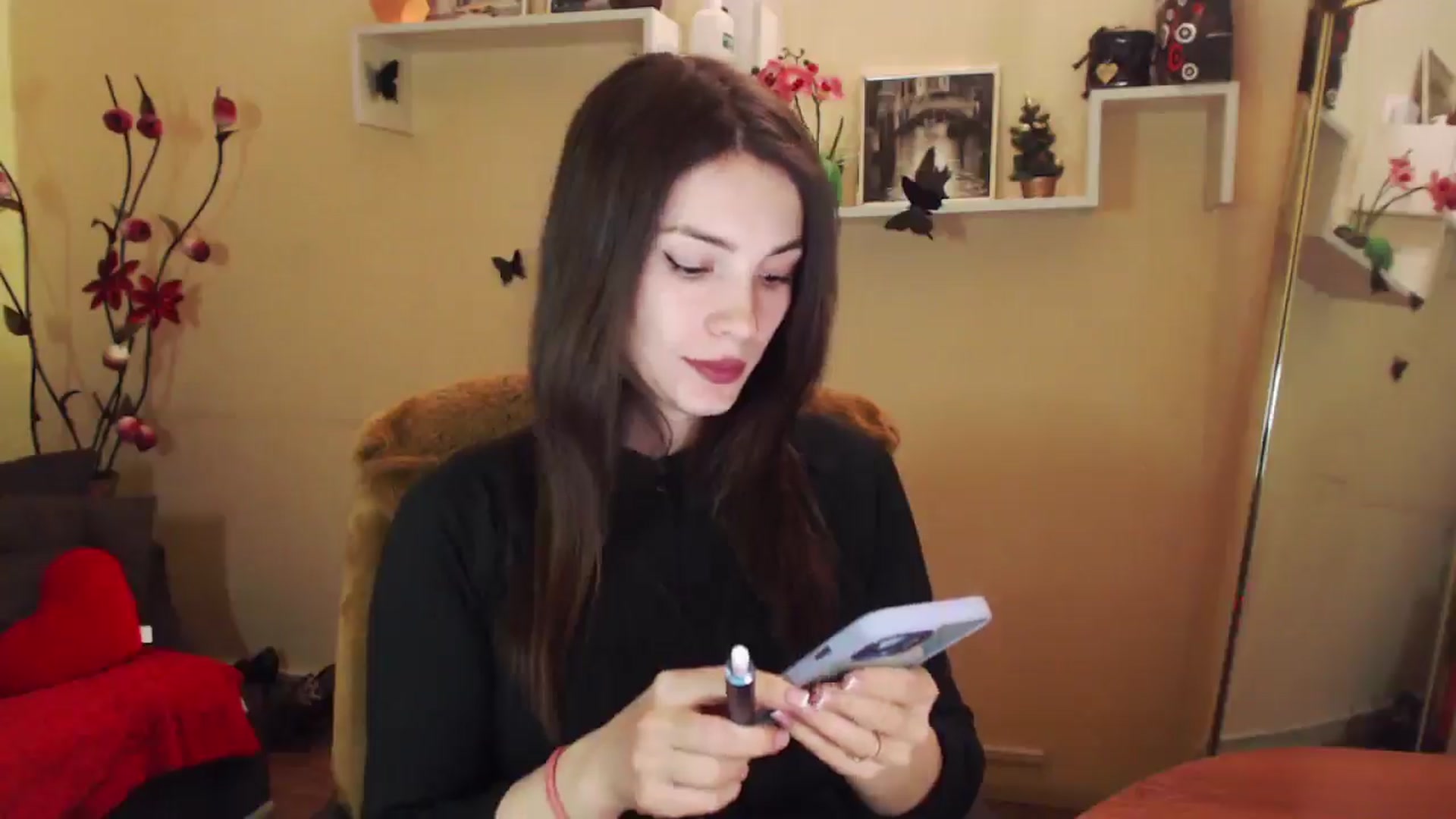 Gallery image thumbnail from MiaRoony's myfreecams stream on, 01/11/2026, 12:40 image 9 of 20