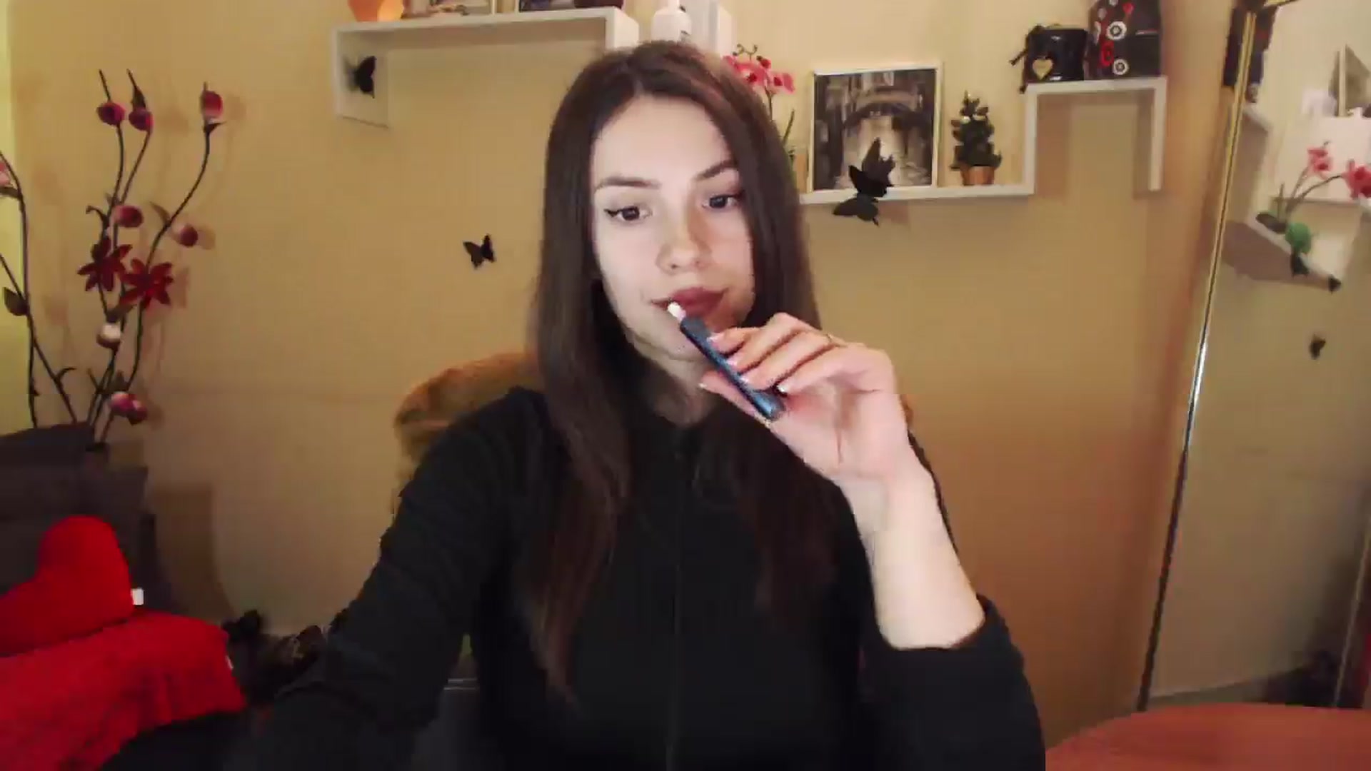 Gallery image thumbnail from MiaRoony's myfreecams stream on, 01/11/2026, 12:40 image 10 of 20