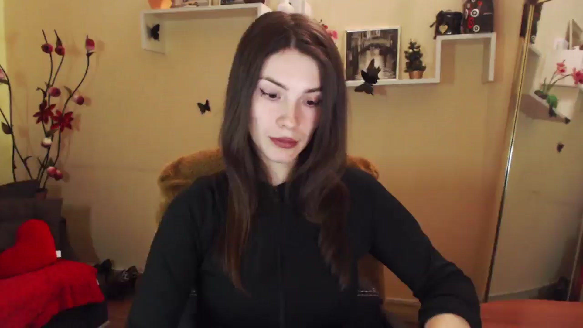 Gallery image thumbnail from MiaRoony's myfreecams stream on, 01/11/2026, 12:40 image 12 of 20