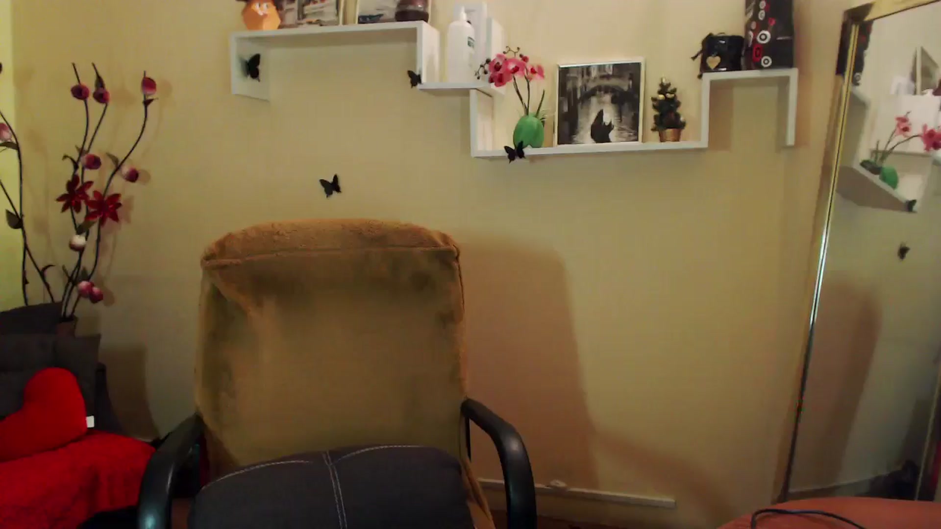 Gallery image thumbnail from MiaRoony's myfreecams stream on, 01/12/2026, 13:17 image 15 of 20