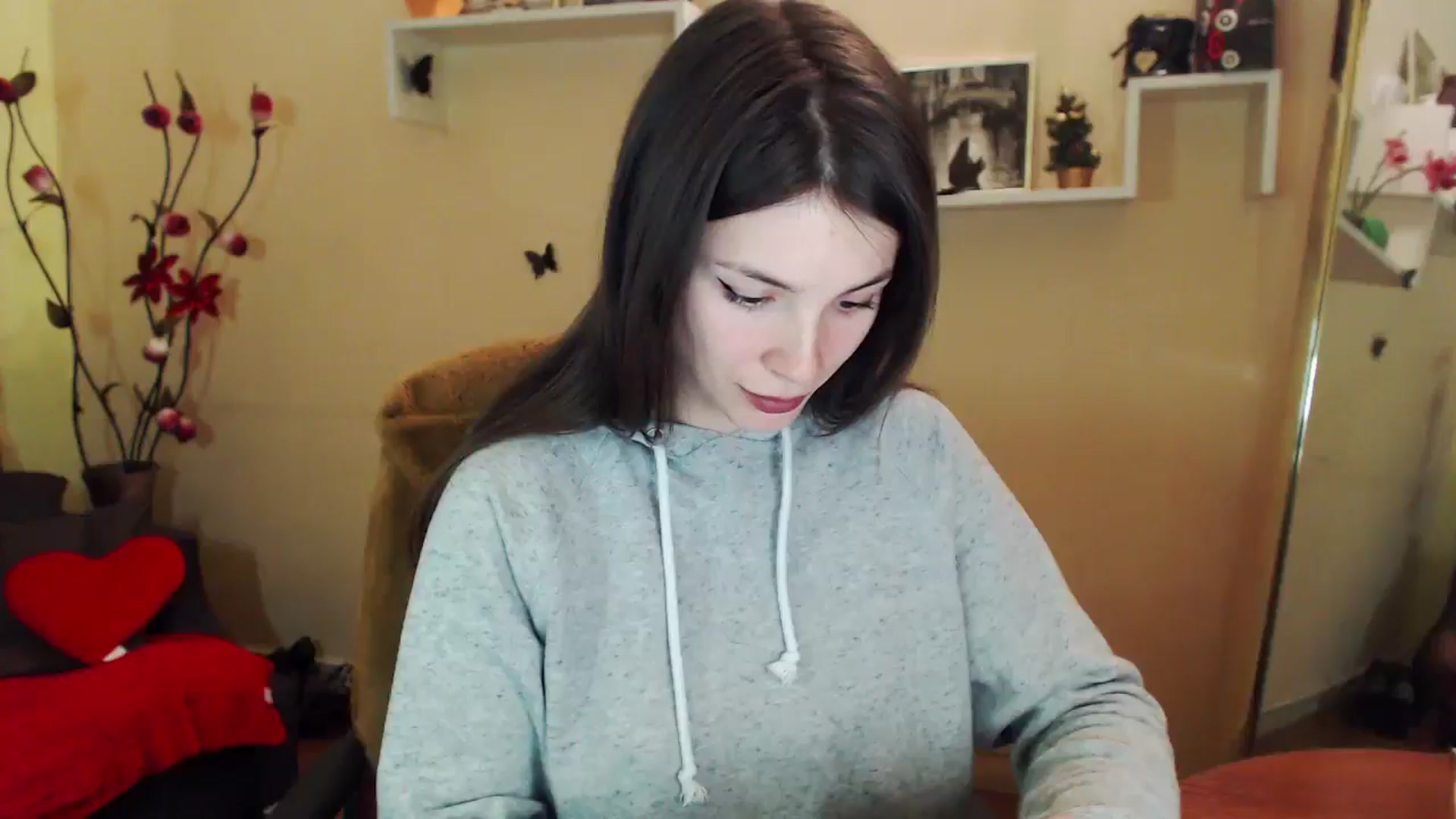 Gallery image thumbnail from MiaRoony's myfreecams stream on, 01/18/2026, 13:26 image 7 of 20