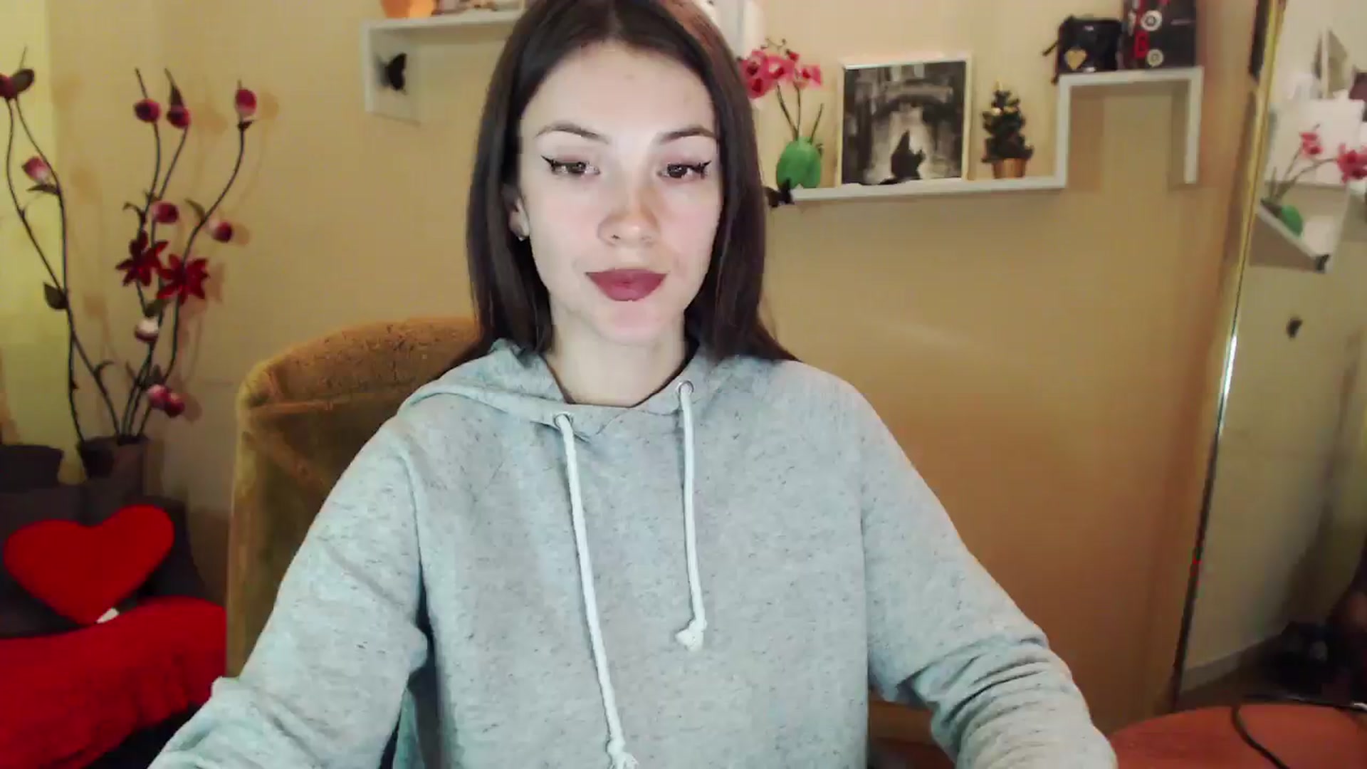 Gallery image thumbnail from MiaRoony's myfreecams stream on, 01/18/2026, 13:26 image 4 of 20