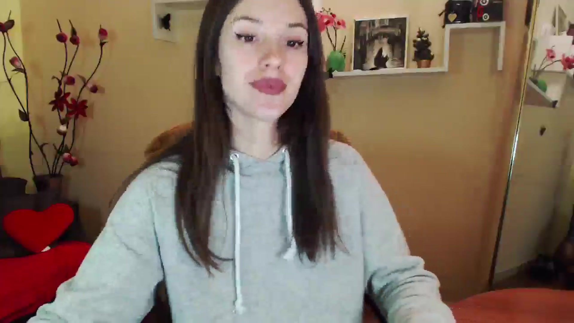 Gallery image thumbnail from MiaRoony's myfreecams stream on, 01/21/2026, 13:03 image 7 of 20