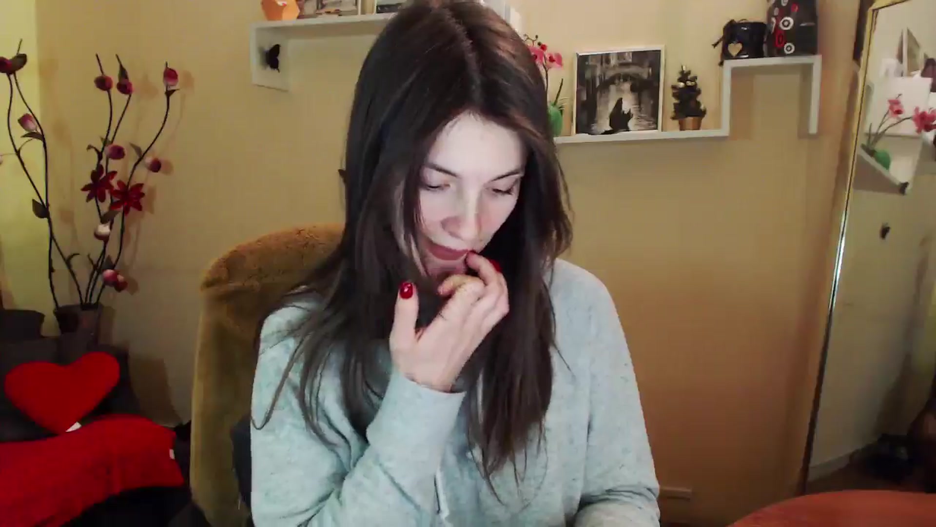 Gallery image thumbnail from MiaRoony's myfreecams stream on, 01/21/2026, 13:03 image 14 of 20
