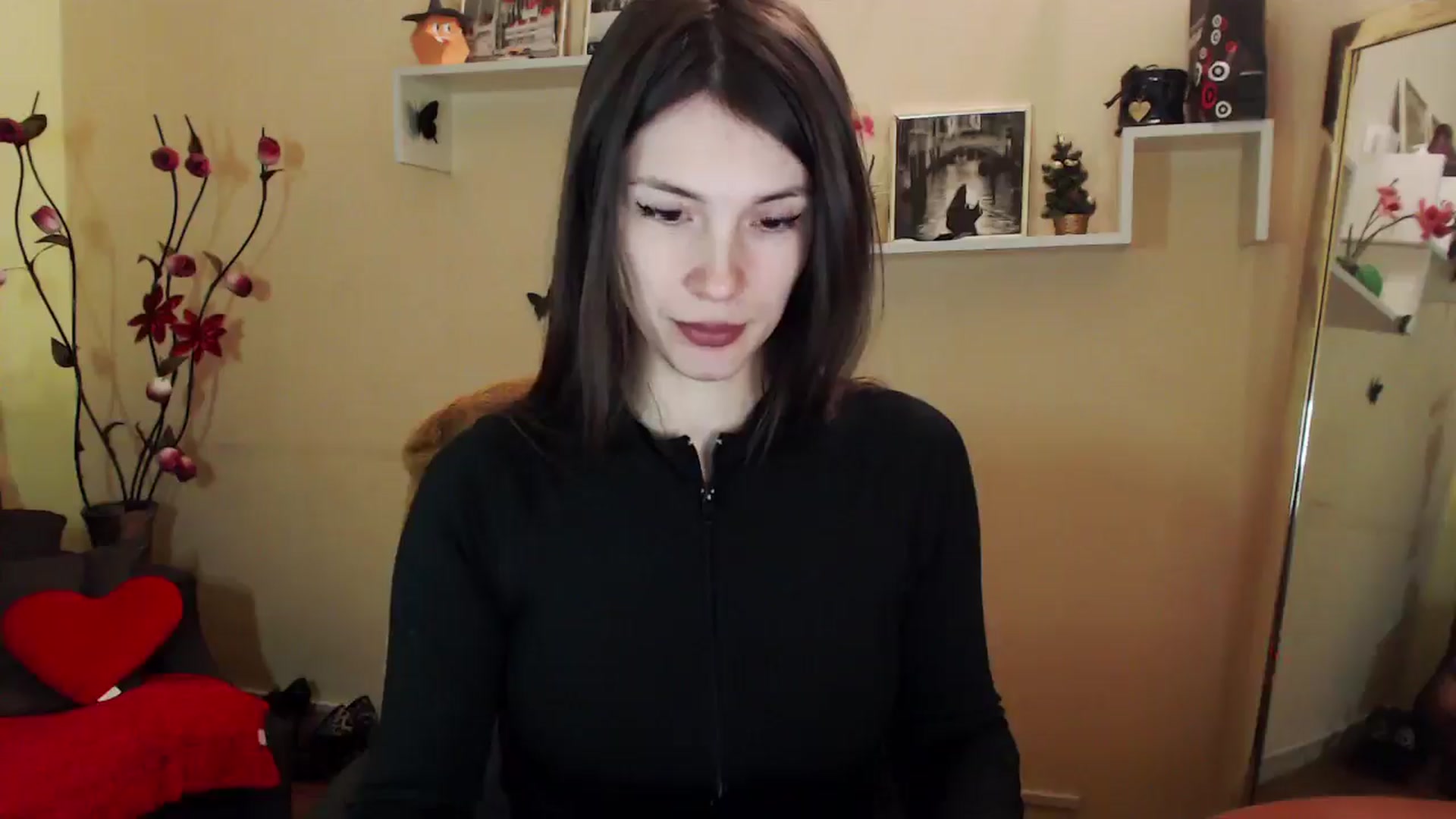 Gallery image thumbnail from MiaRoony's myfreecams stream on, 01/21/2026, 13:03 image 2 of 20