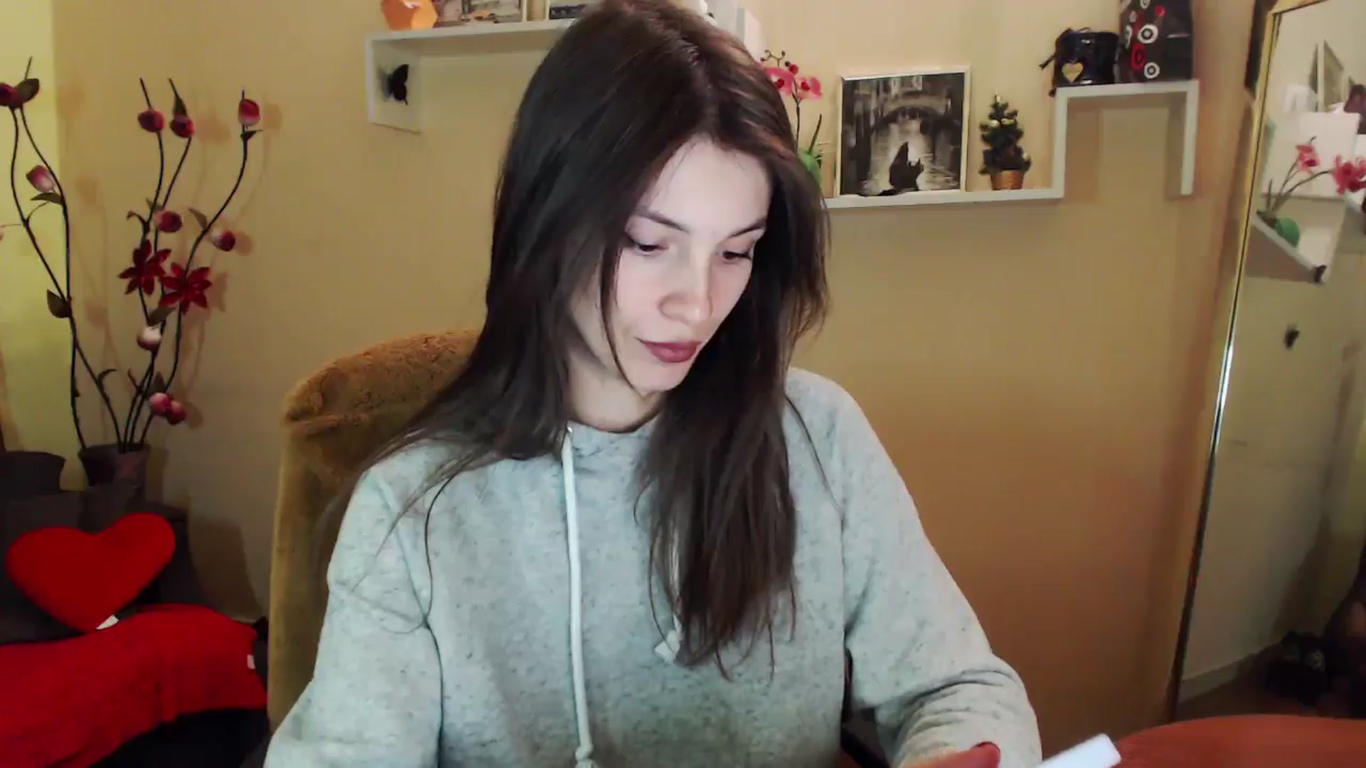 Gallery image thumbnail from MiaRoony's myfreecams stream on, 01/21/2026, 13:03 image 12 of 20