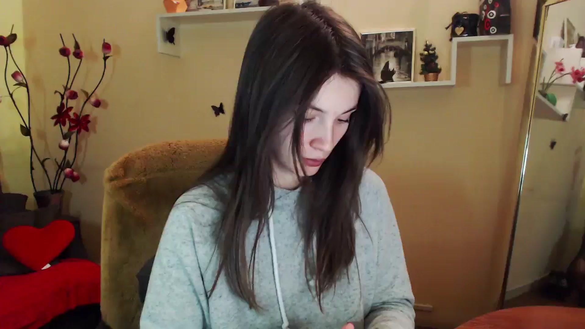 Gallery image thumbnail from MiaRoony's myfreecams stream on, 01/21/2026, 13:03 image 15 of 20