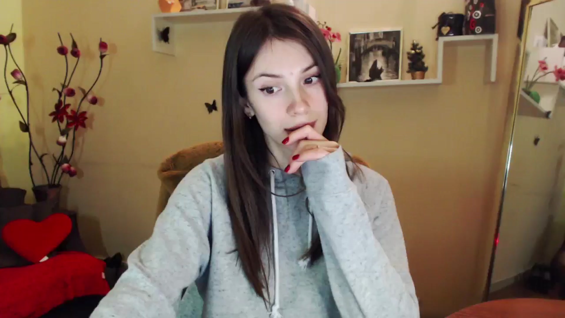 Gallery image thumbnail from MiaRoony's myfreecams stream on, 01/22/2026, 12:03 image 16 of 20