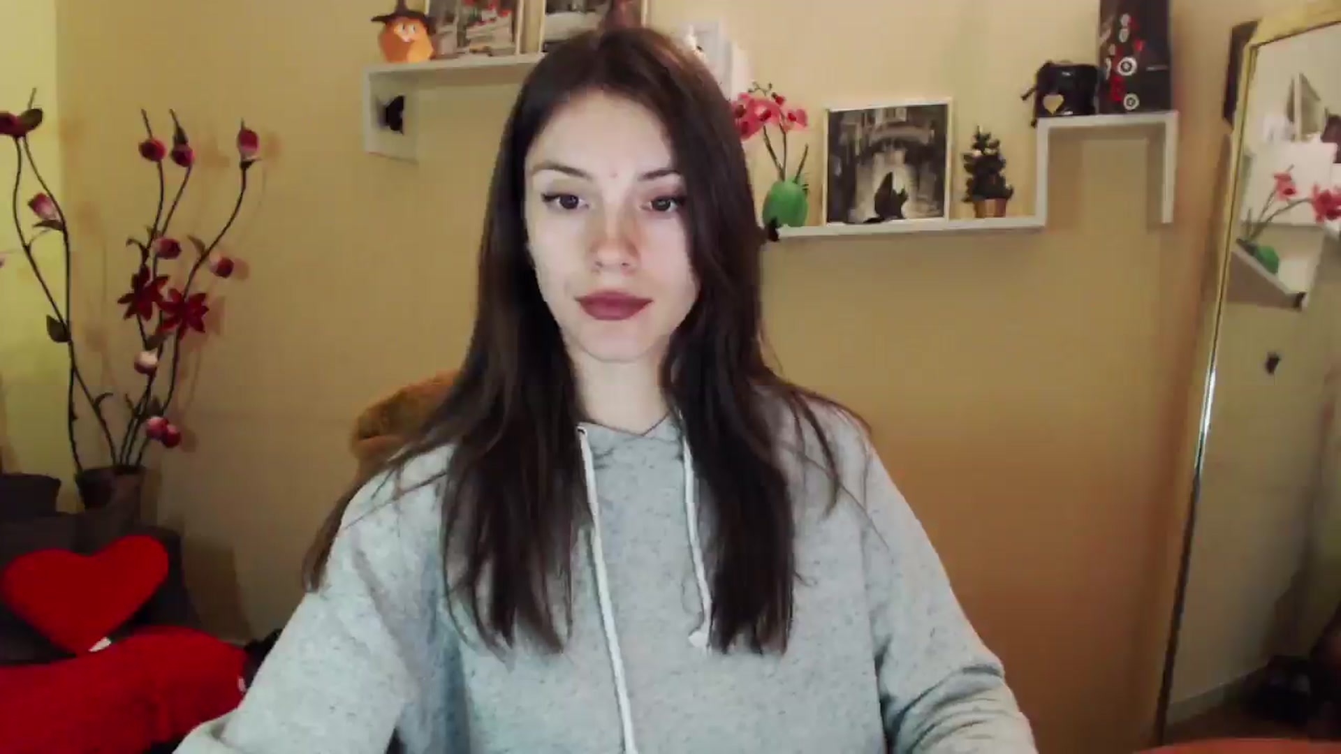 Gallery image thumbnail from MiaRoony's myfreecams stream on, 01/22/2026, 12:03 image 4 of 20