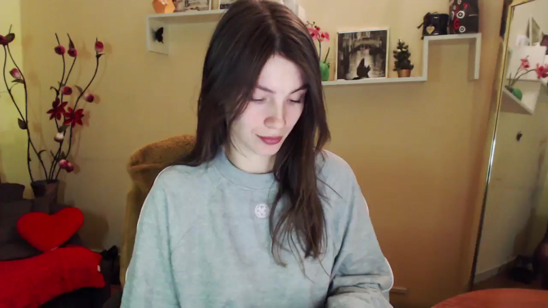 Gallery image thumbnail from MiaRoony's myfreecams stream on, 01/29/2026, 12:27 image 11 of 20