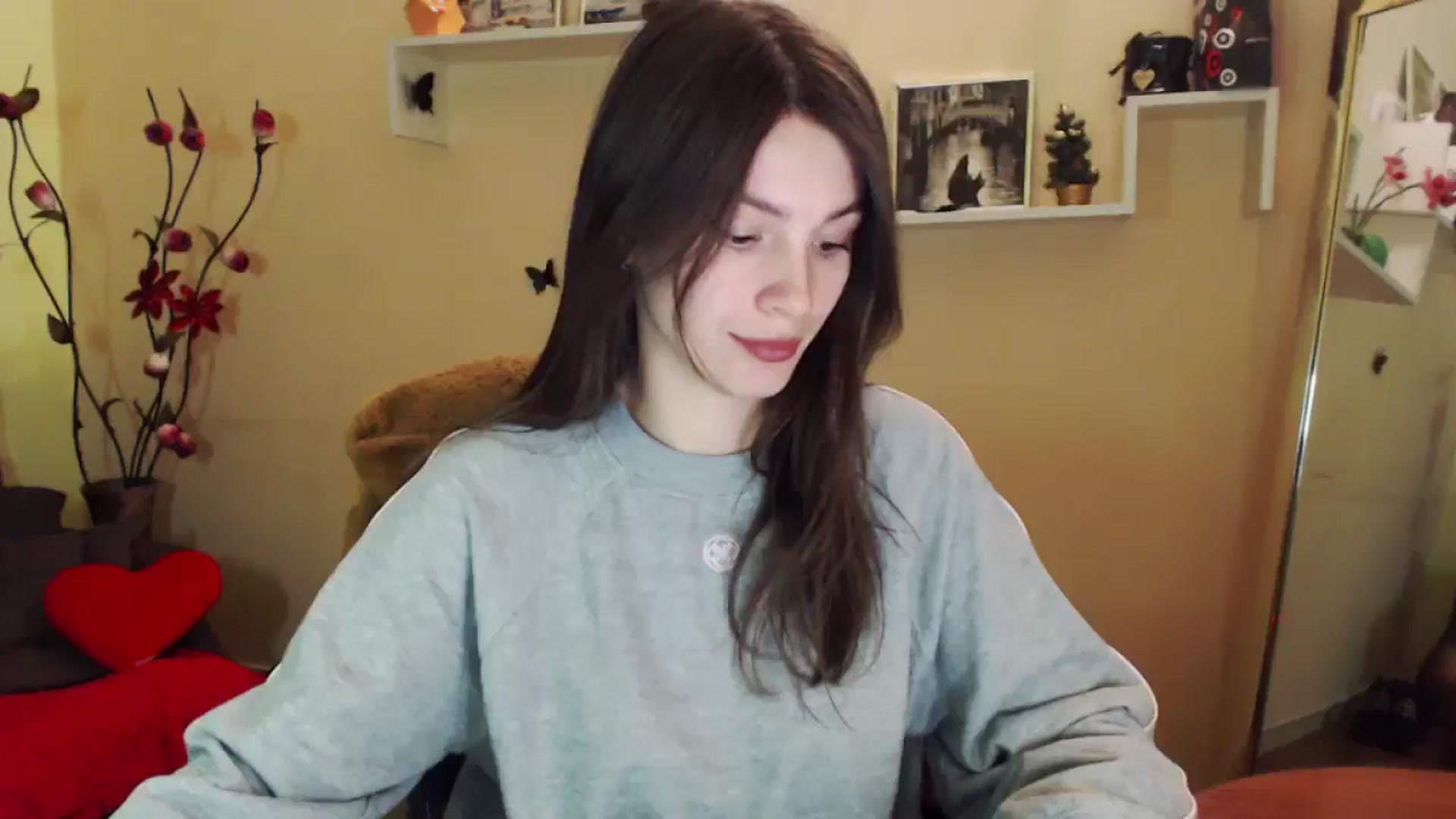 Gallery image thumbnail from MiaRoony's myfreecams stream on, 01/29/2026, 12:27 image 12 of 20