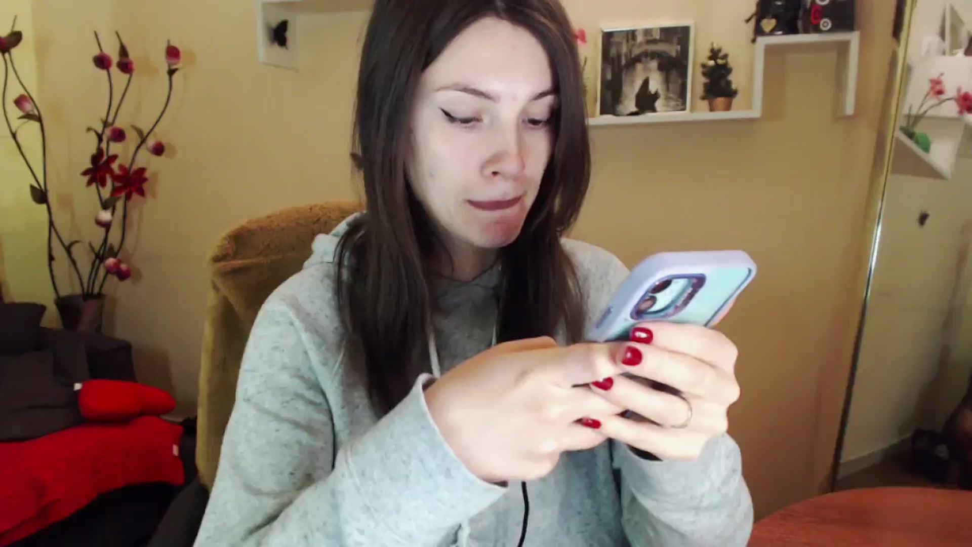 Gallery image thumbnail from MiaRoony's myfreecams stream on, 02/01/2026, 12:16 image 13 of 20