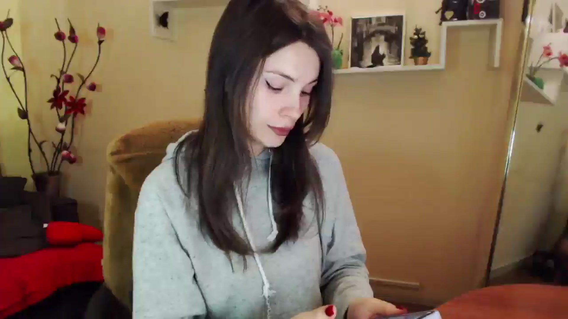 Gallery image thumbnail from MiaRoony's myfreecams stream on, 02/01/2026, 12:16 image 12 of 20