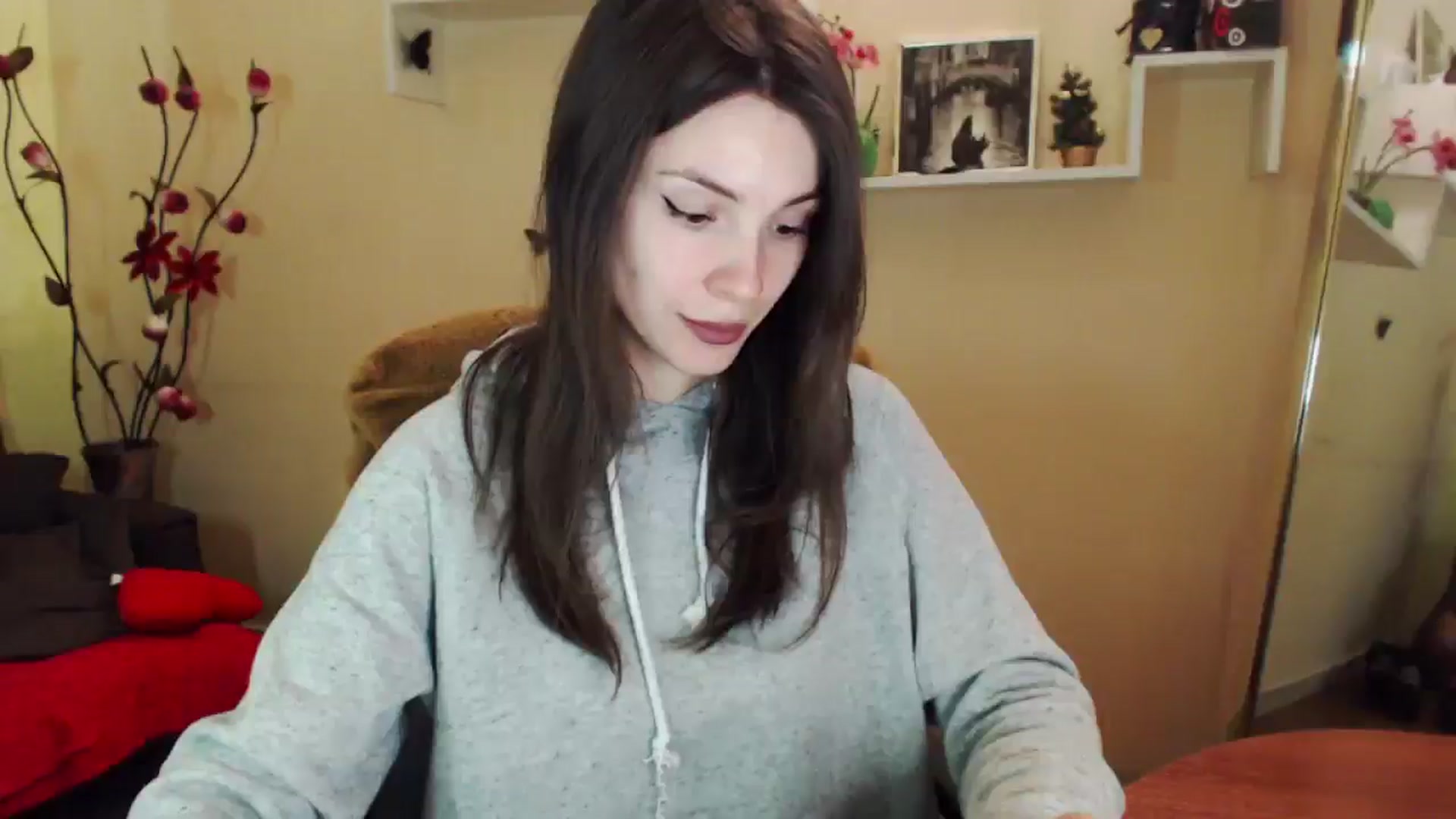 Gallery image thumbnail from MiaRoony's myfreecams stream on, 02/01/2026, 12:16 image 11 of 20