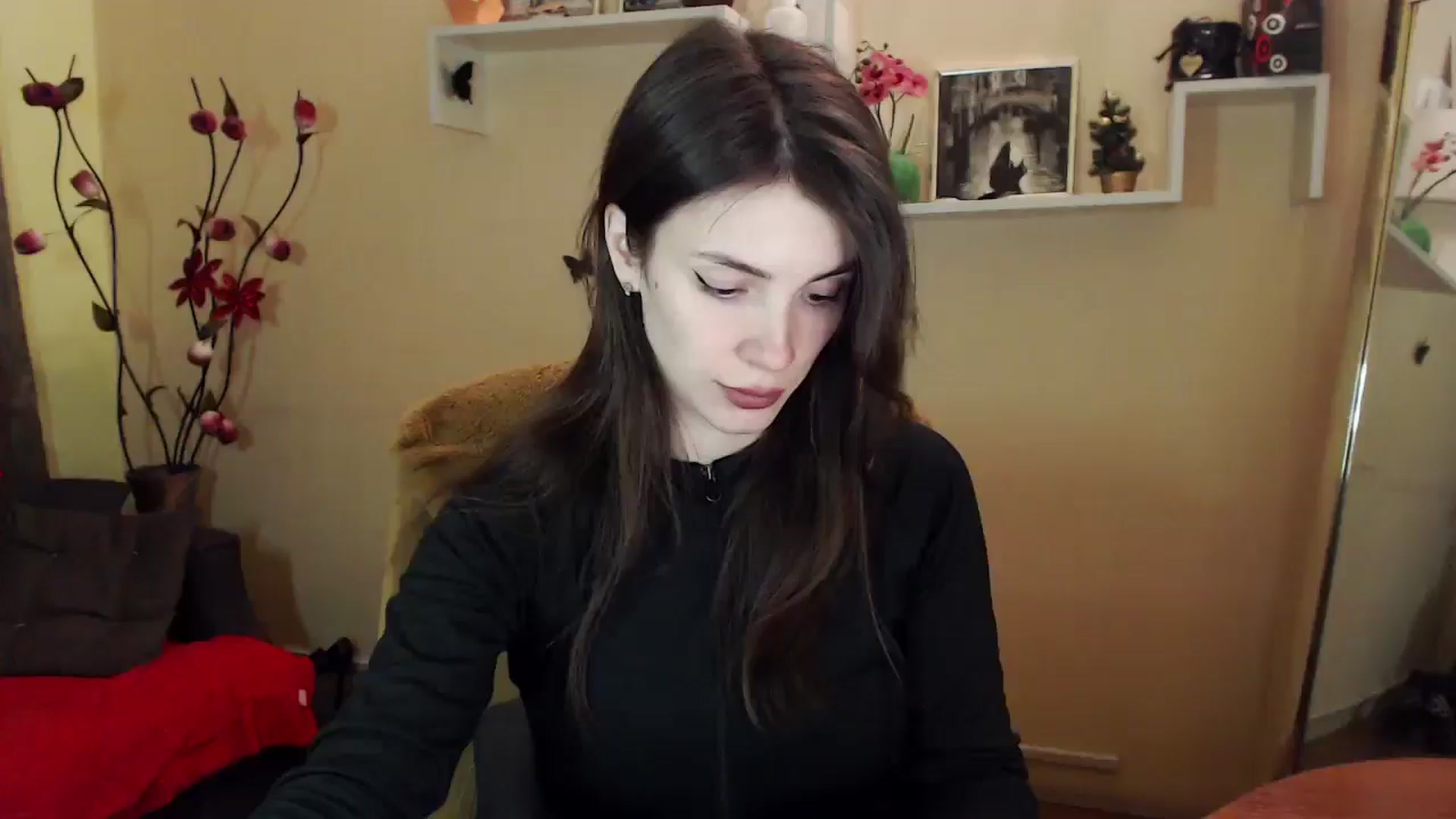 Gallery image thumbnail from MiaRoony's myfreecams stream on, 02/16/2026, 12:10 image 4 of 20