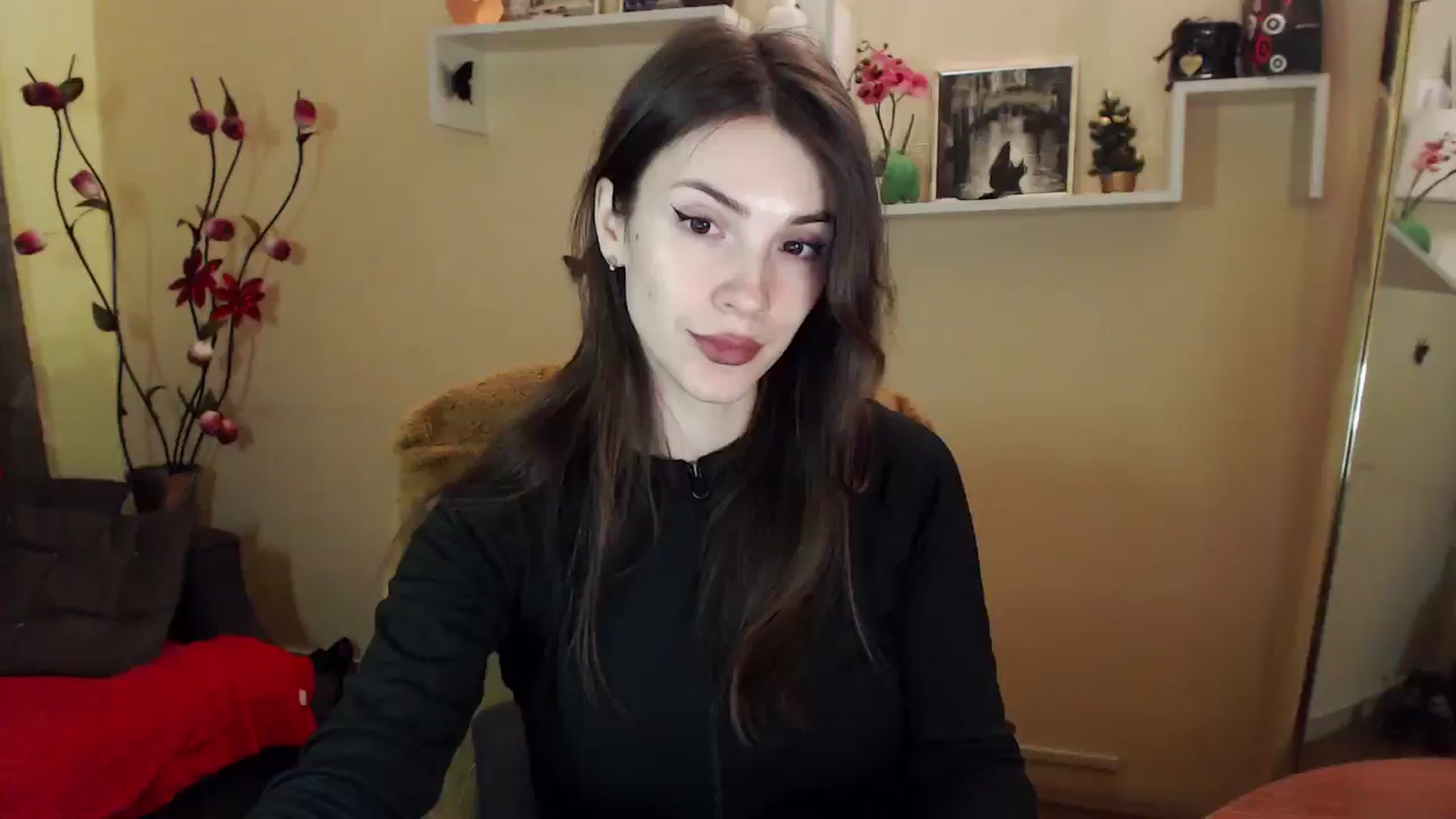 Gallery image thumbnail from MiaRoony's myfreecams stream on, 02/16/2026, 12:10 image 7 of 20