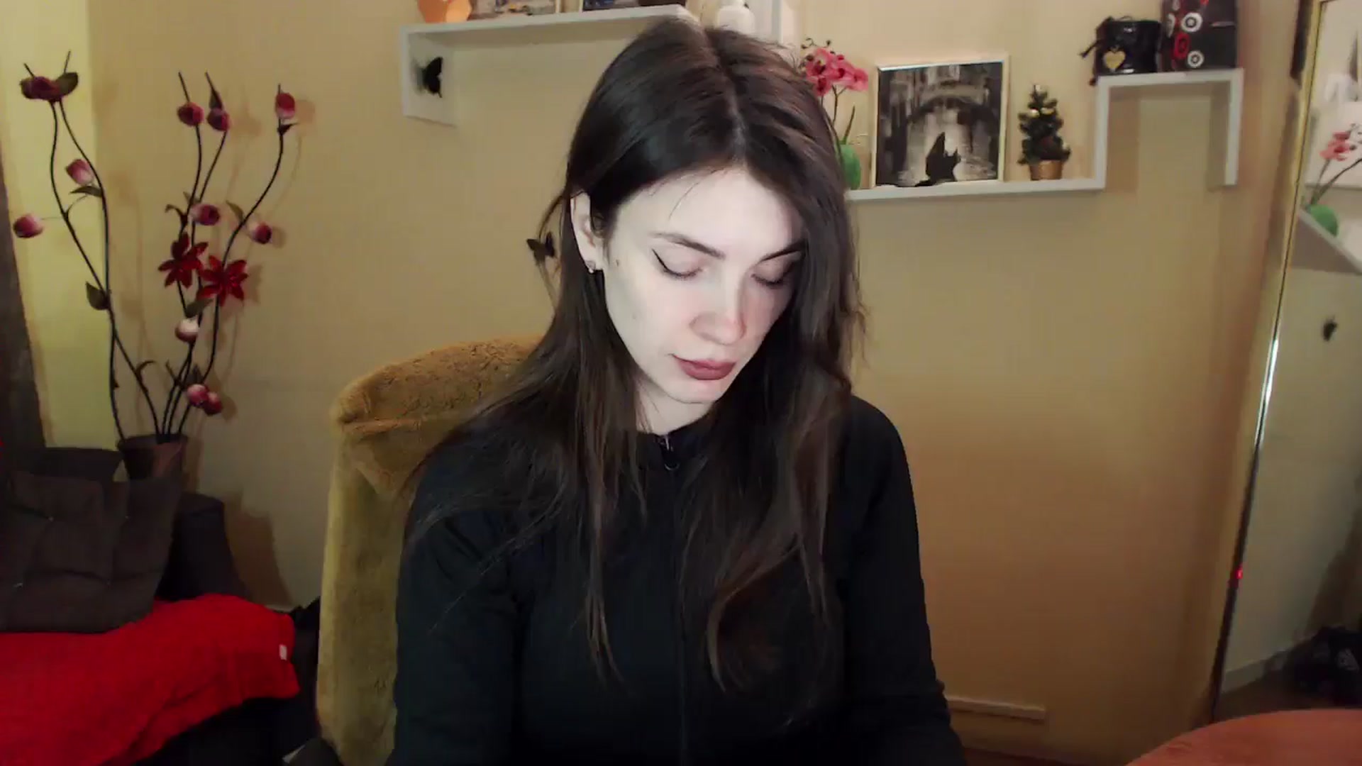 Gallery image thumbnail from MiaRoony's myfreecams stream on, 02/16/2026, 12:10 image 13 of 20