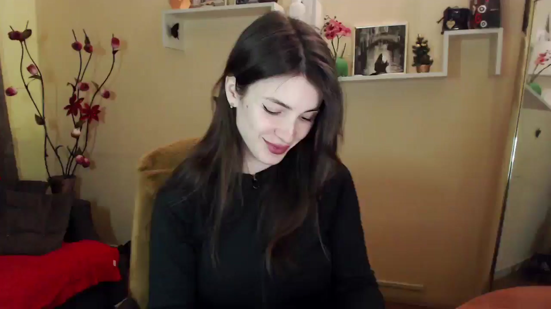 Gallery image thumbnail from MiaRoony's myfreecams stream on, 02/16/2026, 12:10 image 11 of 20