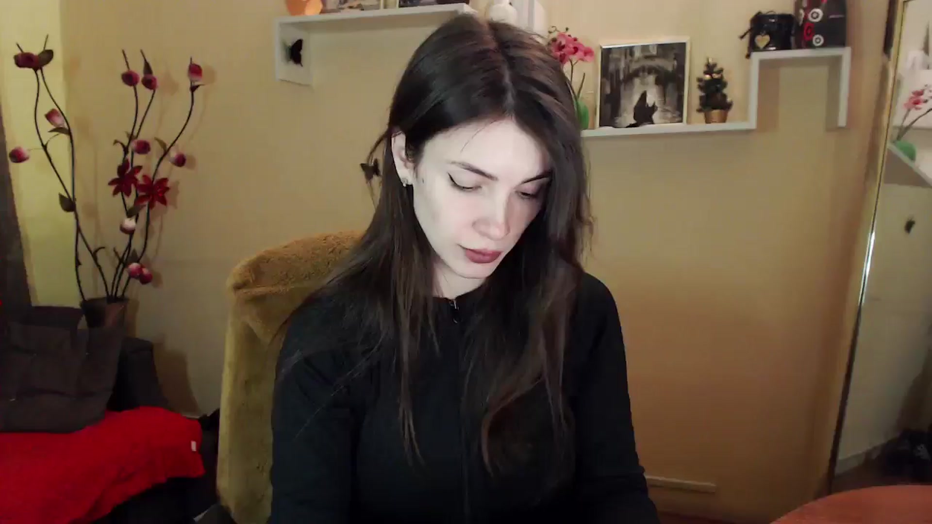 Gallery image thumbnail from MiaRoony's myfreecams stream on, 02/16/2026, 12:10 image 15 of 20