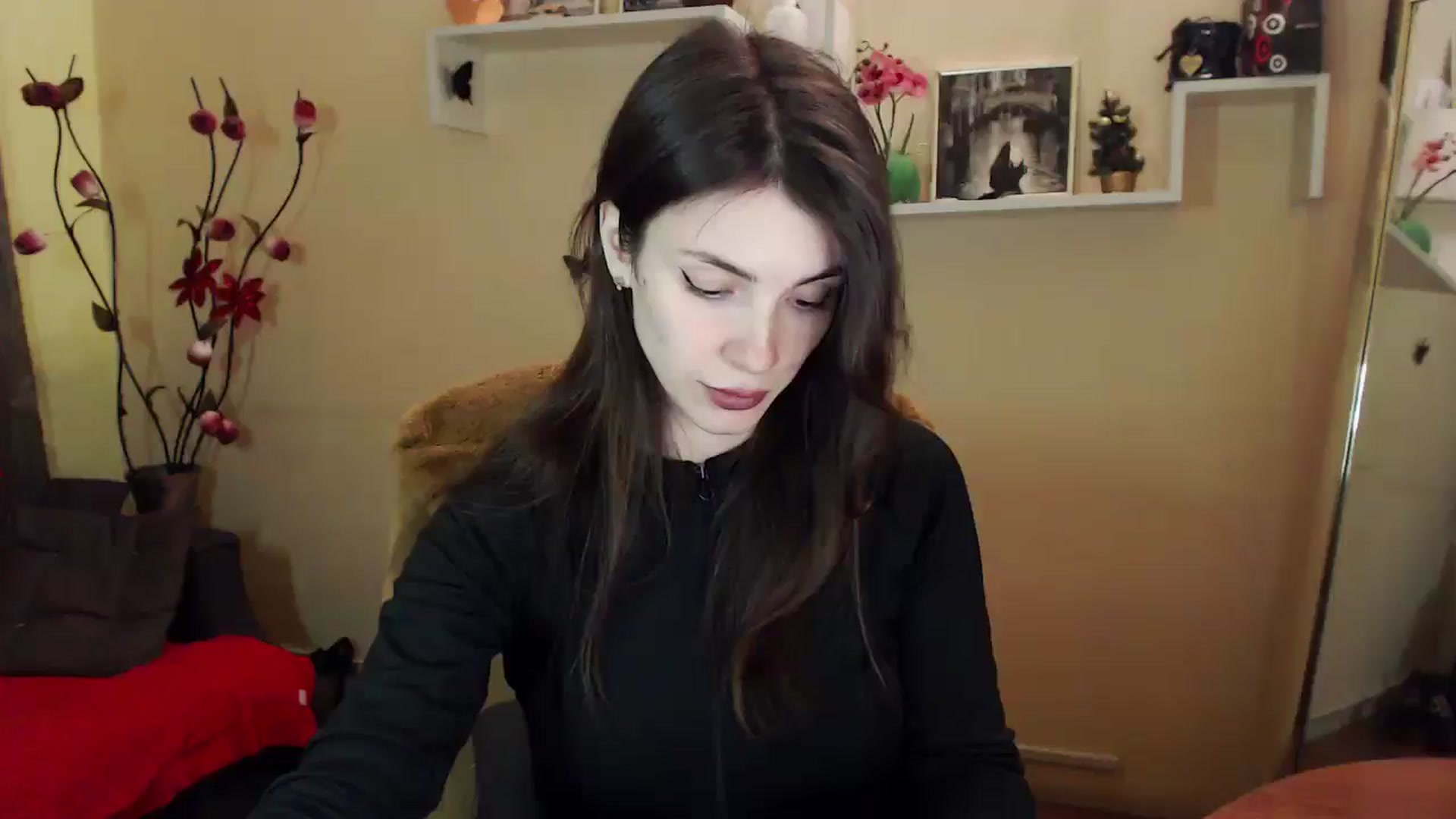 Gallery image thumbnail from MiaRoony's myfreecams stream on, 02/16/2026, 12:10 image 8 of 20