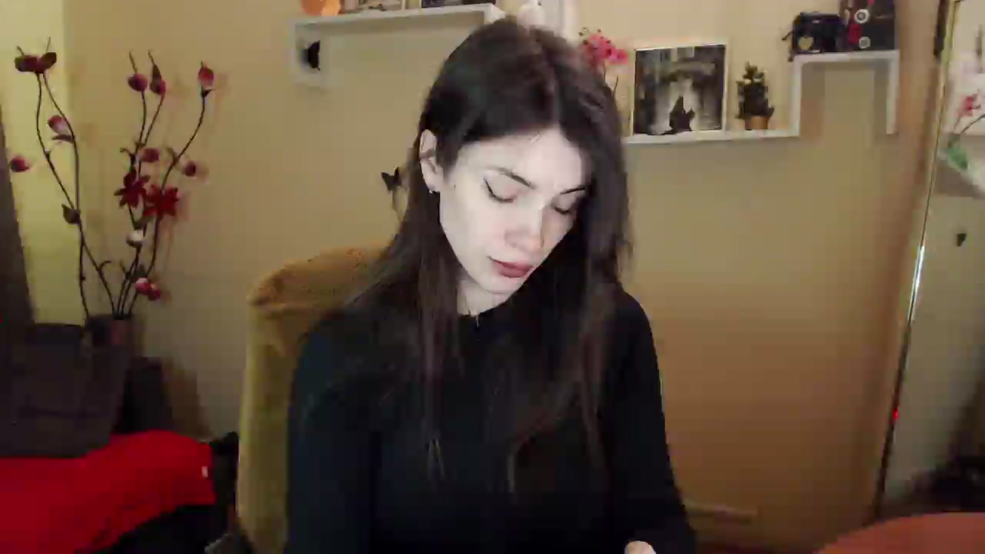 Gallery image thumbnail from MiaRoony's myfreecams stream on, 02/16/2026, 12:10 image 18 of 20
