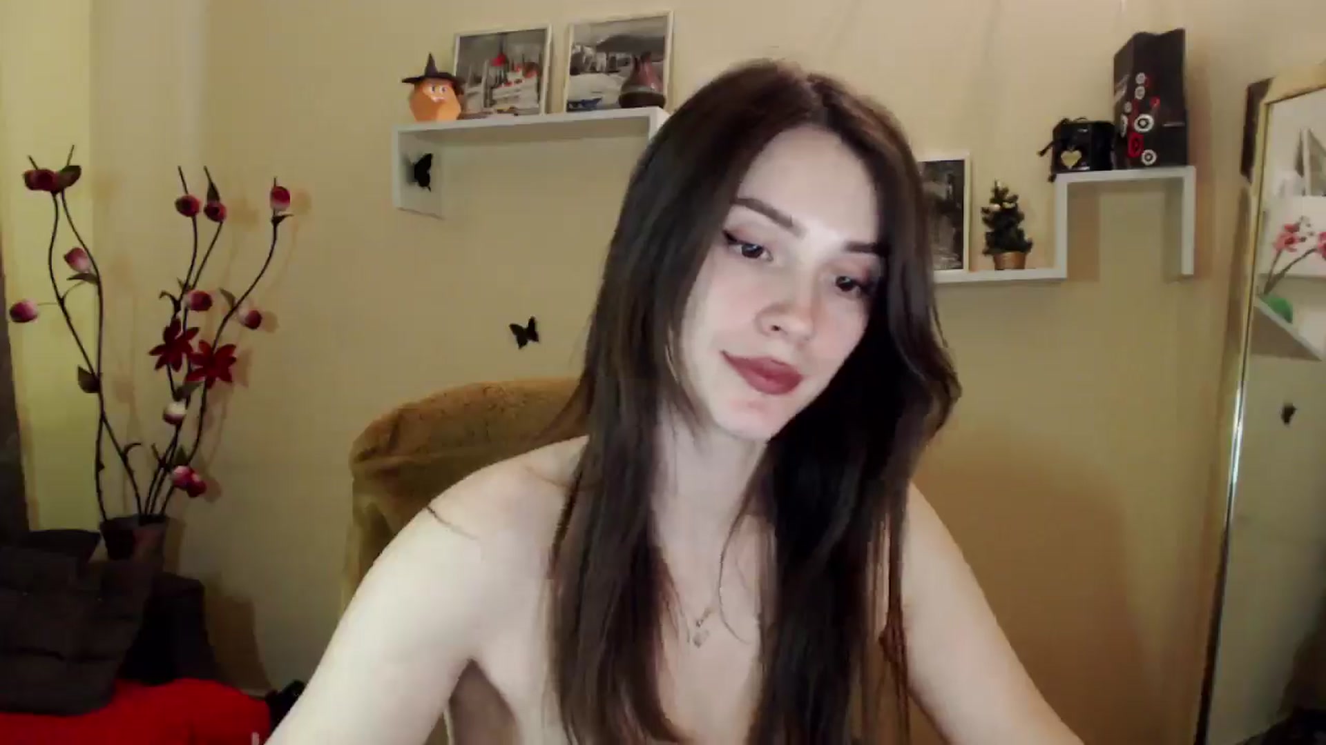 Gallery image thumbnail from MiaRoony's myfreecams stream on, 03/01/2026, 12:48 image 19 of 20