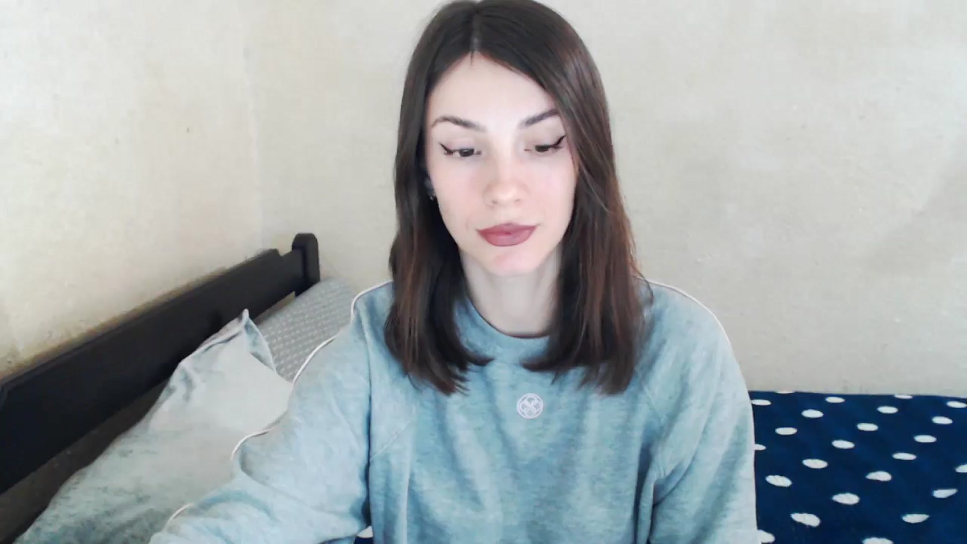 Gallery image thumbnail from MiaRoony's myfreecams stream on, 04/05/2026, 12:38 image 15 of 20