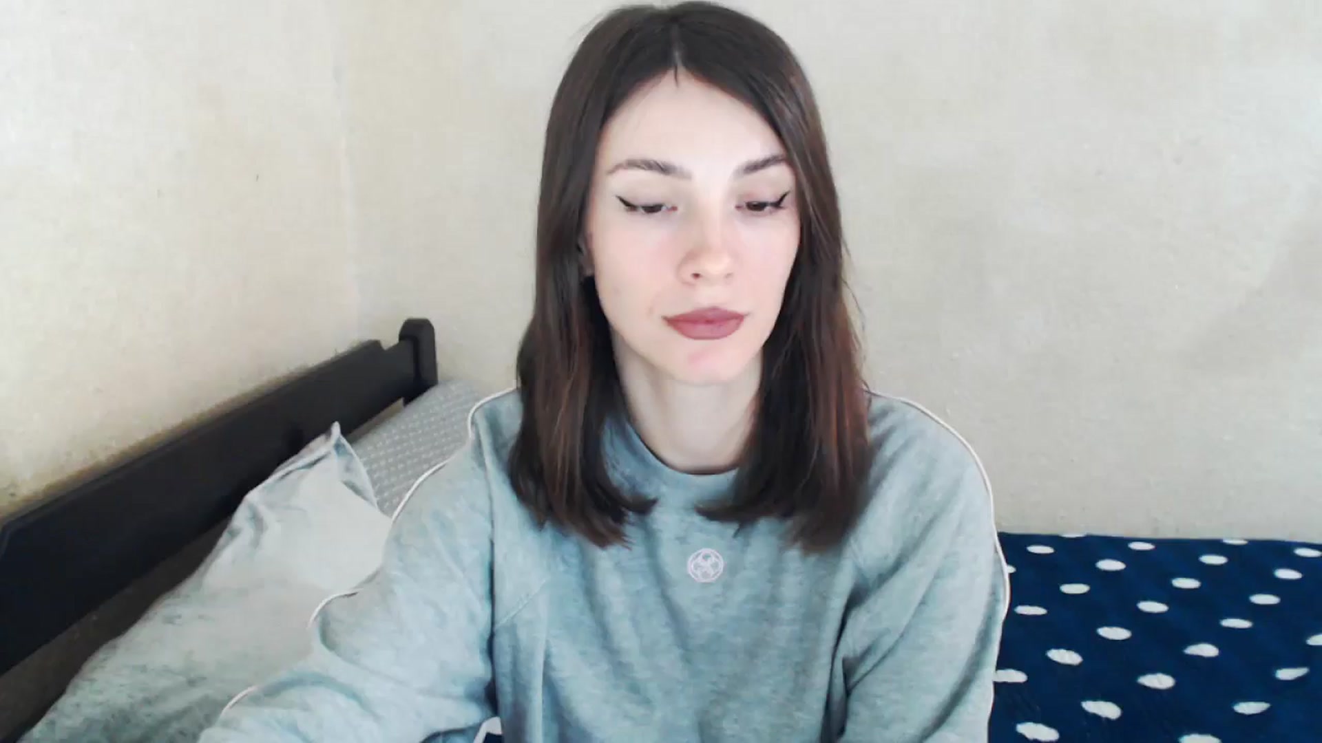 Gallery image thumbnail from MiaRoony's myfreecams stream on, 04/05/2026, 12:38 image 14 of 20