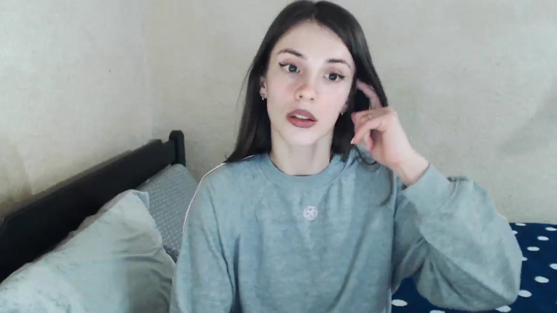 Gallery image thumbnail from MiaRoony's myfreecams stream on, 04/05/2026, 18:51 image 15 of 20