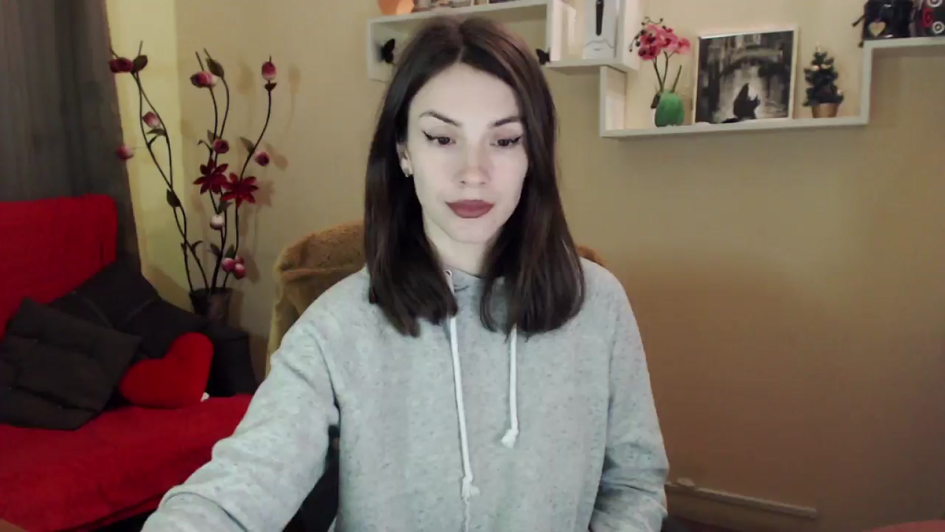 Gallery image thumbnail from MiaRoony's myfreecams stream on, 04/16/2026, 13:31 image 5 of 20