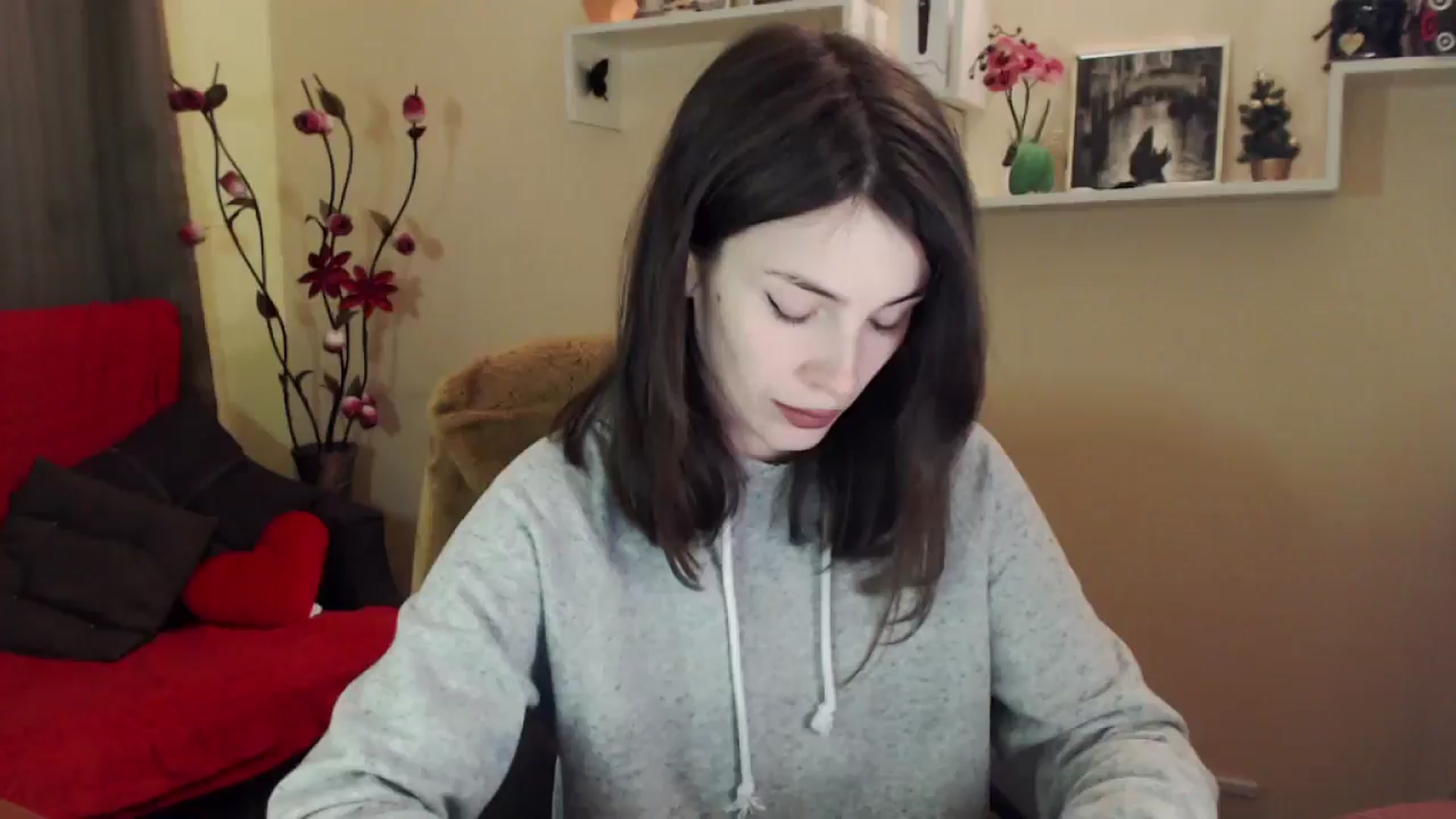 Gallery image thumbnail from MiaRoony's myfreecams stream on, 04/16/2026, 13:31 image 11 of 20