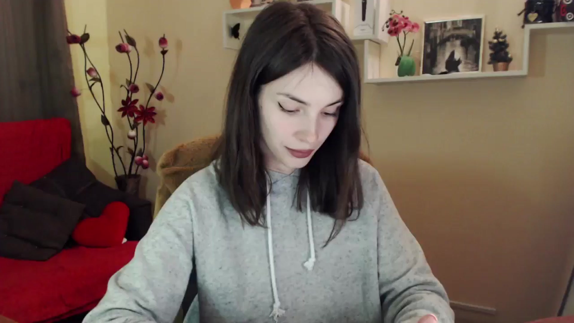 Gallery image thumbnail from MiaRoony's myfreecams stream on, 04/16/2026, 13:31 image 19 of 20