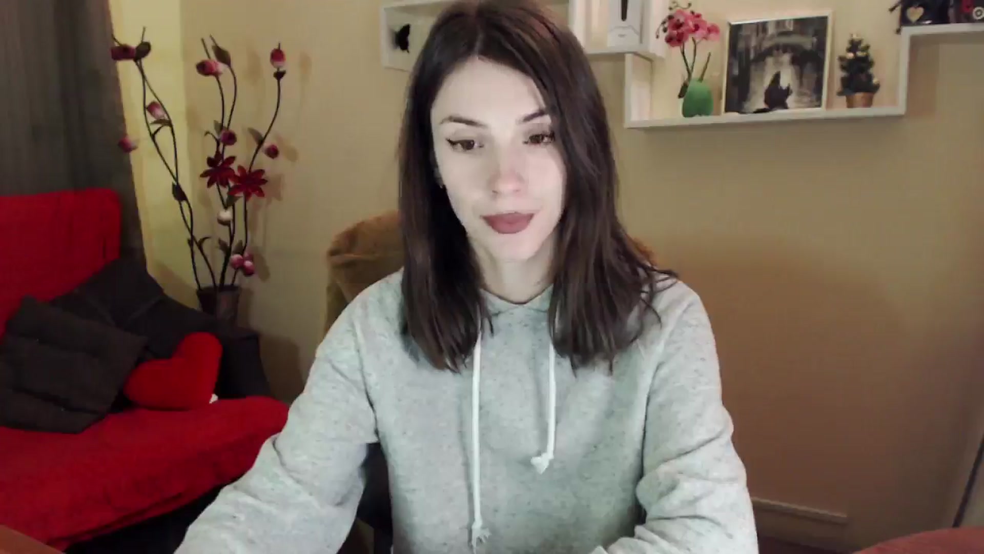 Gallery image thumbnail from MiaRoony's myfreecams stream on, 04/16/2026, 14:18 image 13 of 20