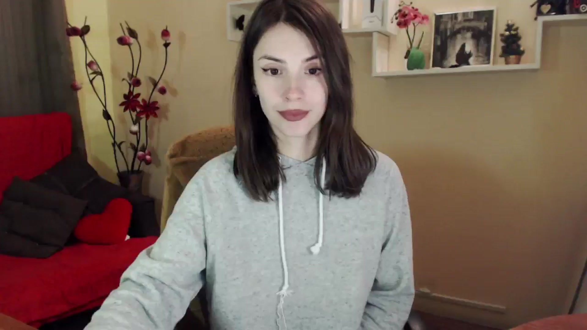 Gallery image thumbnail from MiaRoony's myfreecams stream on, 04/16/2026, 14:18 image 11 of 20