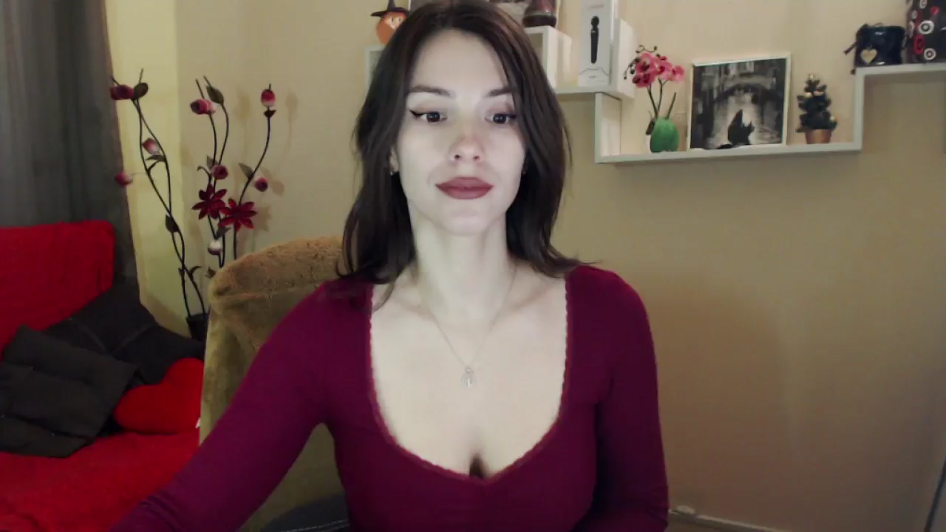 Gallery image thumbnail from MiaRoony's myfreecams stream on, 05/01/2026, 12:27 image 10 of 20