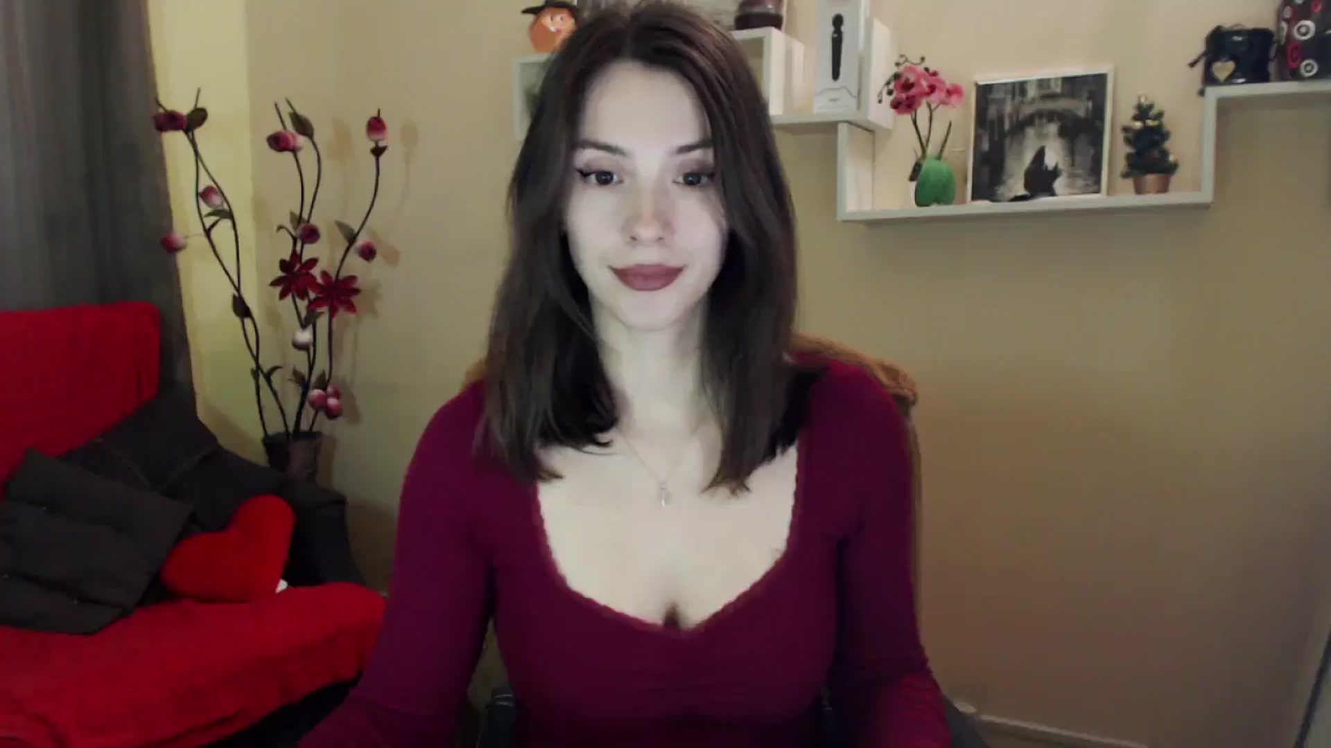 Gallery image thumbnail from MiaRoony's myfreecams stream on, 05/01/2026, 12:27 image 15 of 20