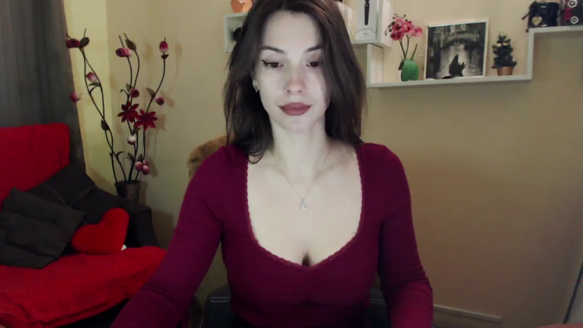 Gallery image thumbnail from MiaRoony's myfreecams stream on, 05/01/2026, 12:27 image 18 of 20