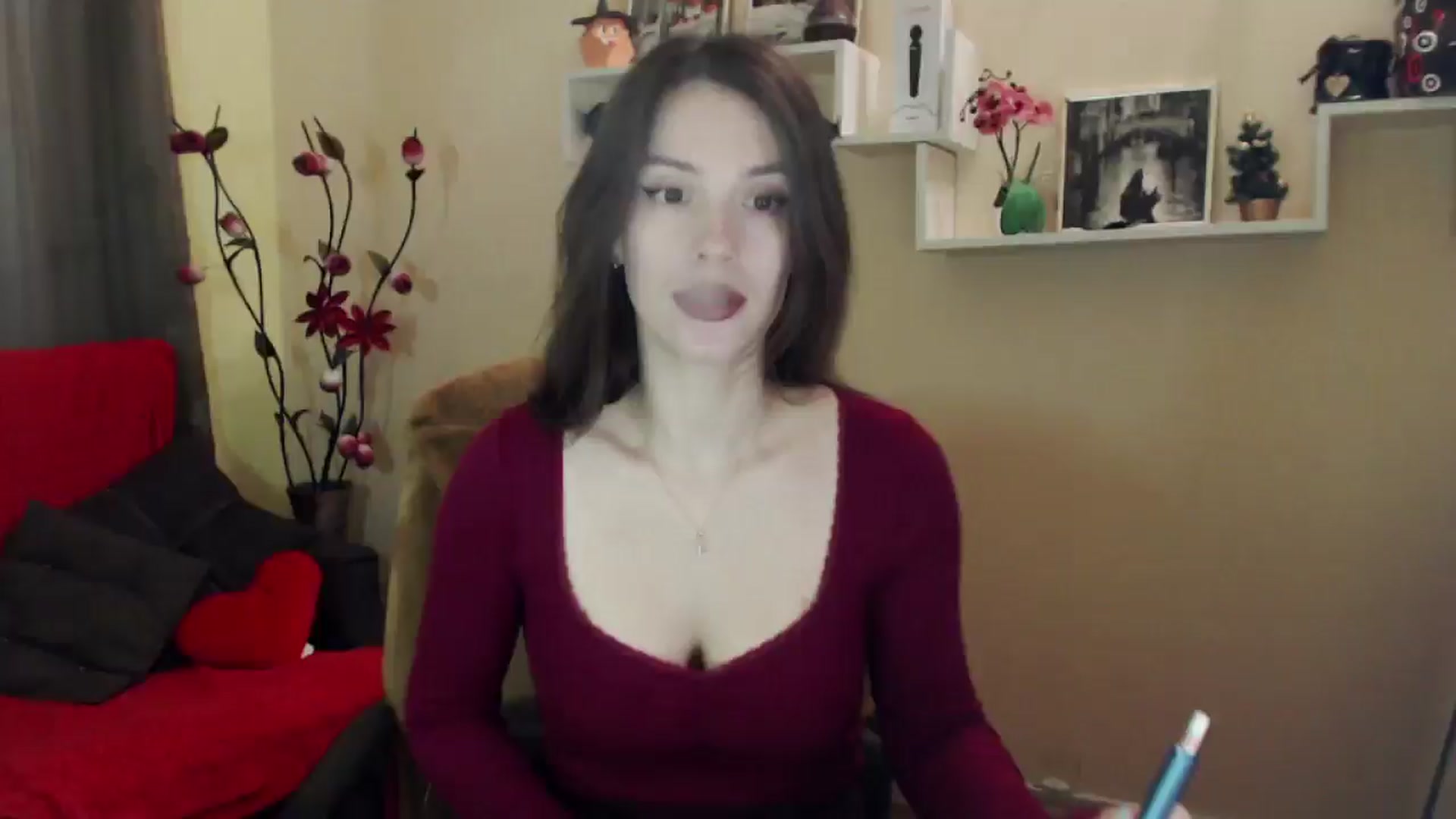 Gallery image thumbnail from MiaRoony's myfreecams stream on, 05/01/2026, 12:27 image 13 of 20