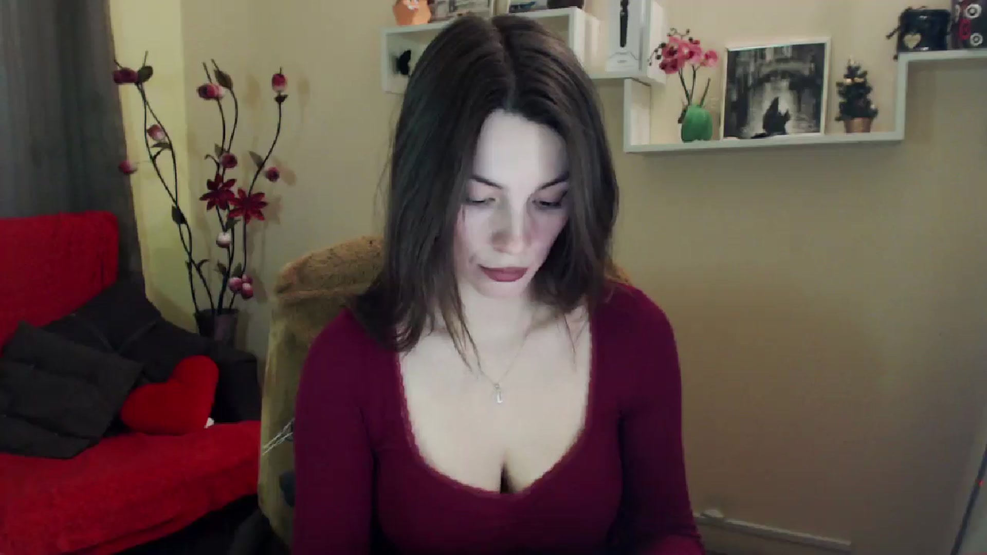 Gallery image thumbnail from MiaRoony's myfreecams stream on, 05/02/2026, 12:01 image 11 of 20
