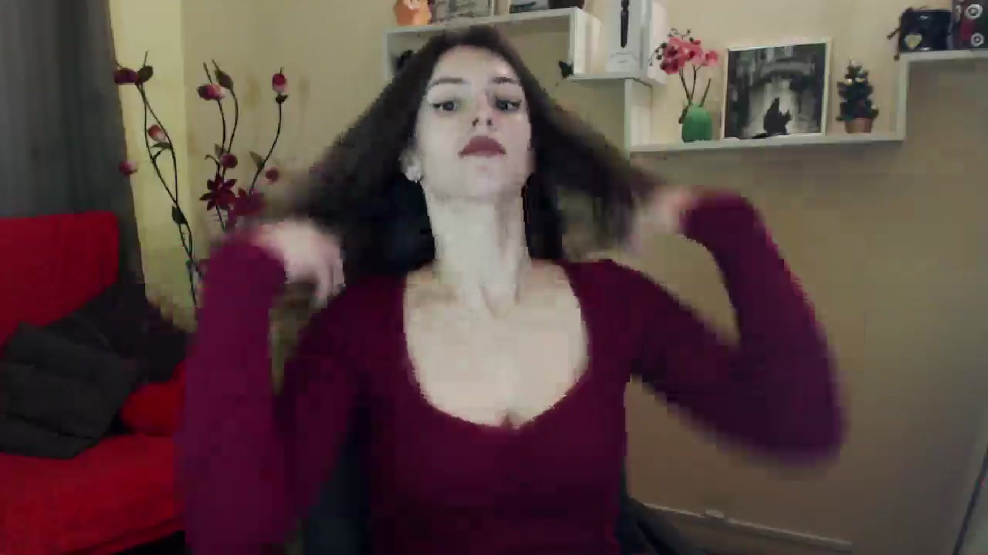 Gallery image thumbnail from MiaRoony's myfreecams stream on, 05/02/2026, 12:01 image 12 of 20