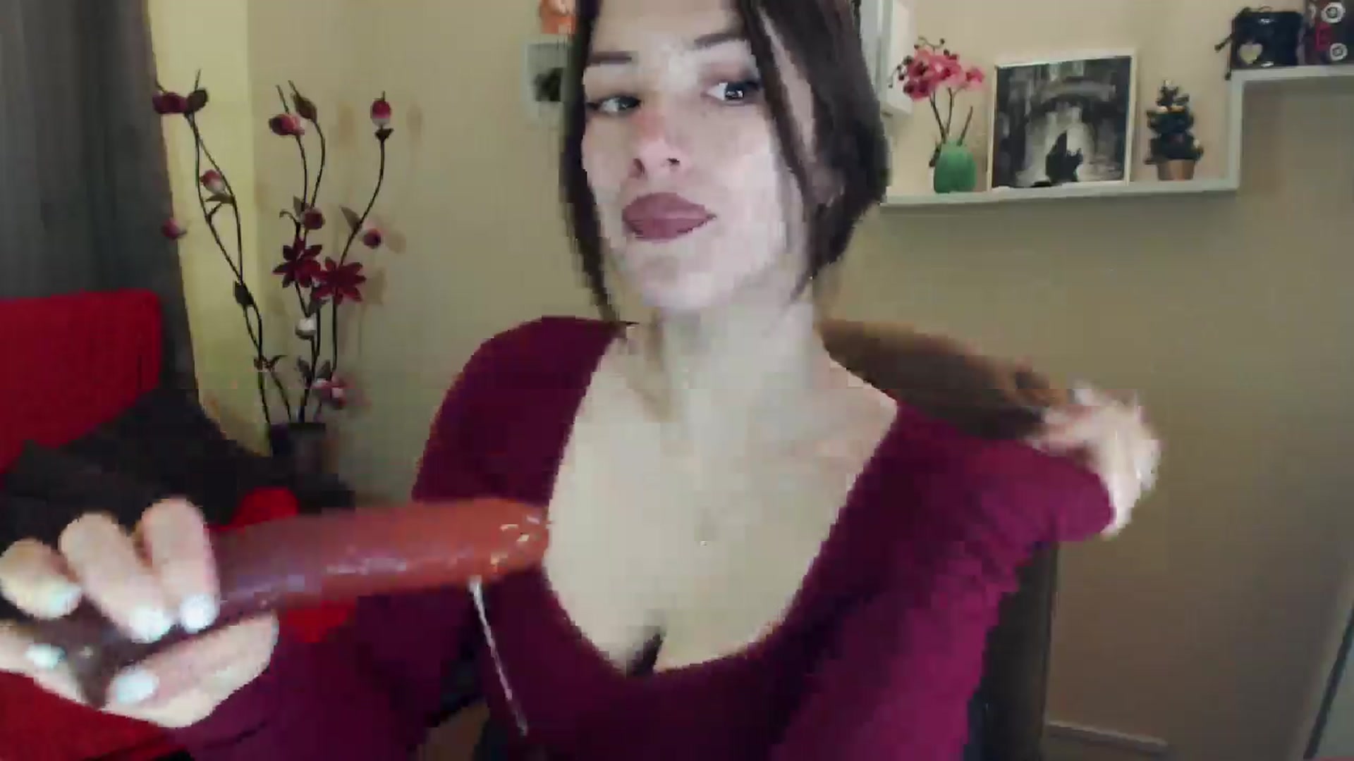 Gallery image thumbnail from MiaRoony's myfreecams stream on, 05/02/2026, 12:43 image 12 of 20