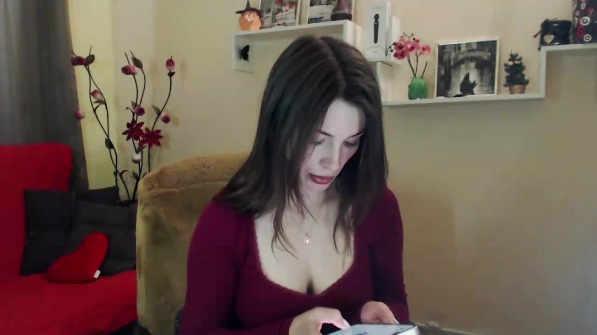Gallery image thumbnail from MiaRoony's myfreecams stream on, 05/03/2026, 13:15 image 19 of 20